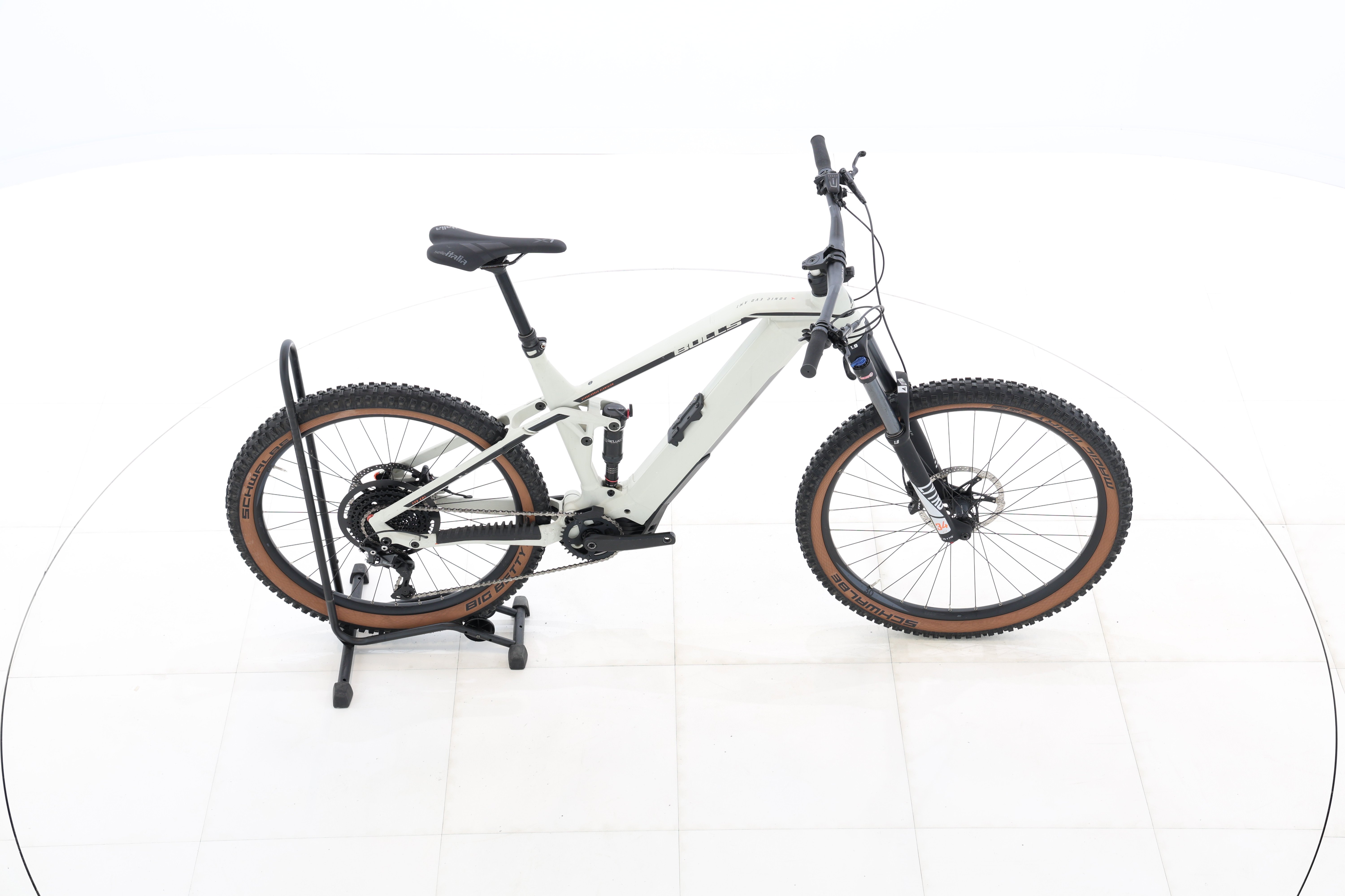 9a8f924b-c6b6-4a61-b3c3-231784256e3a