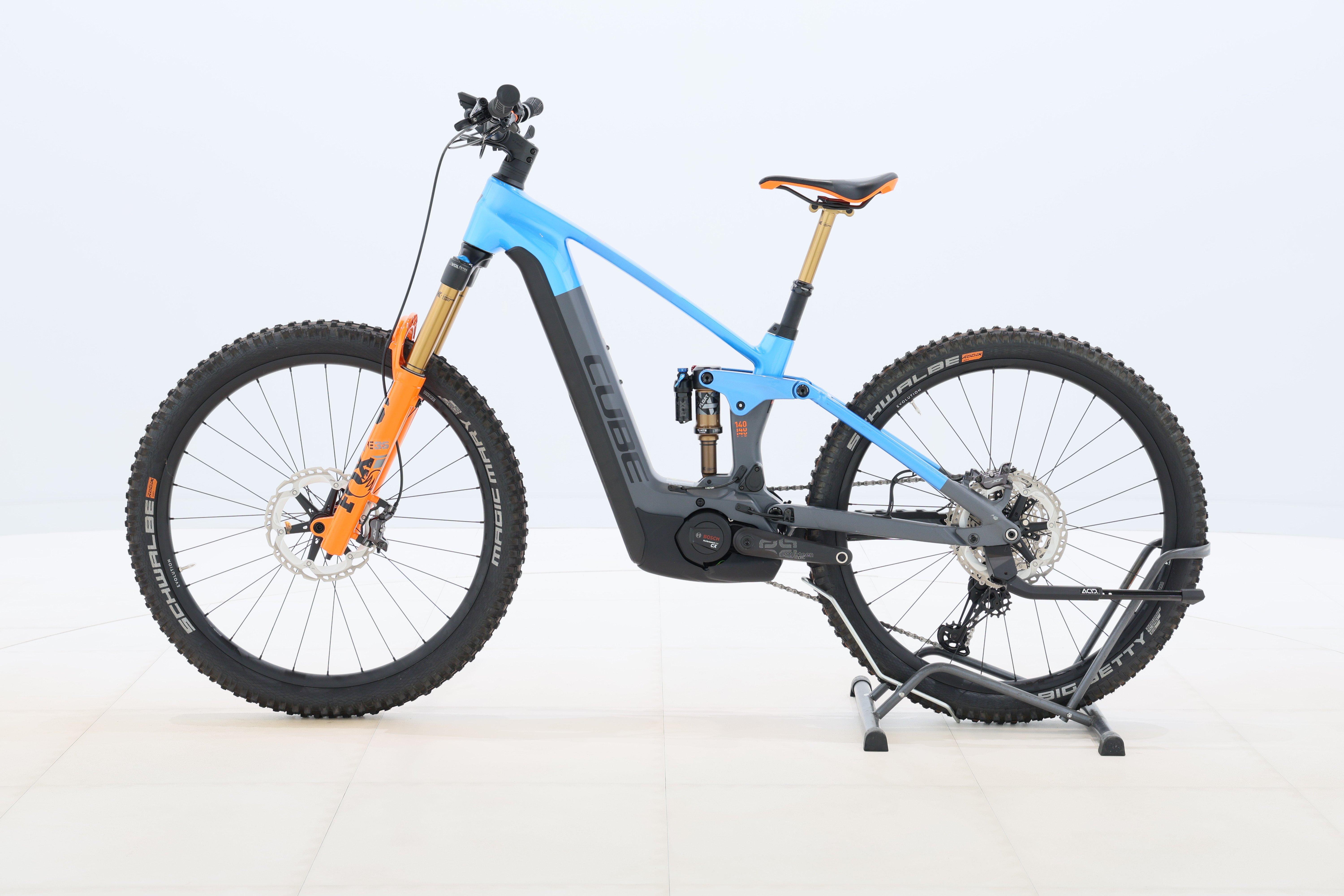 59a40ce0-bfdf-4b98-b332-24fff2efe58f