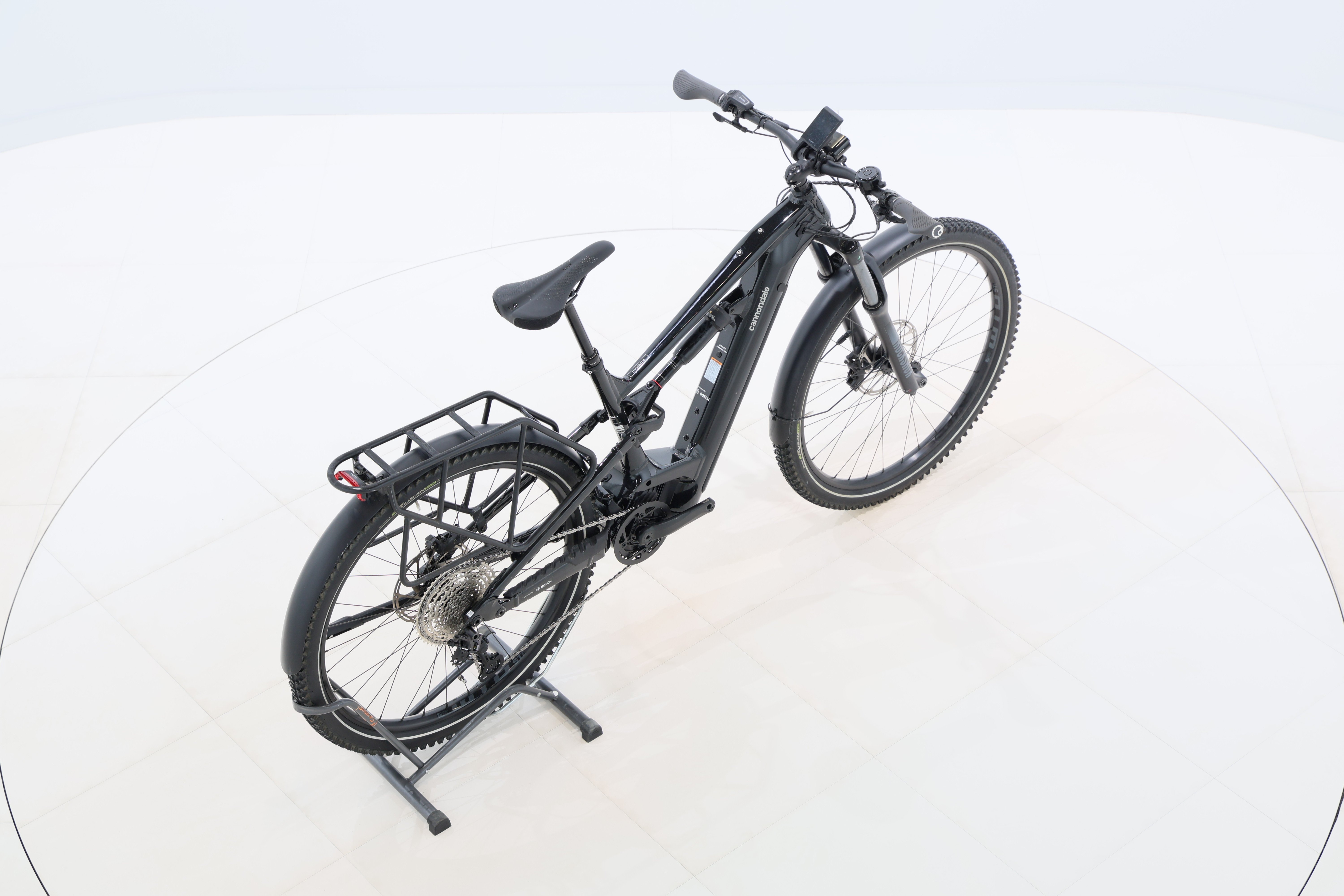 1638dc9b-9879-43c6-a89d-dab60c03b0e9