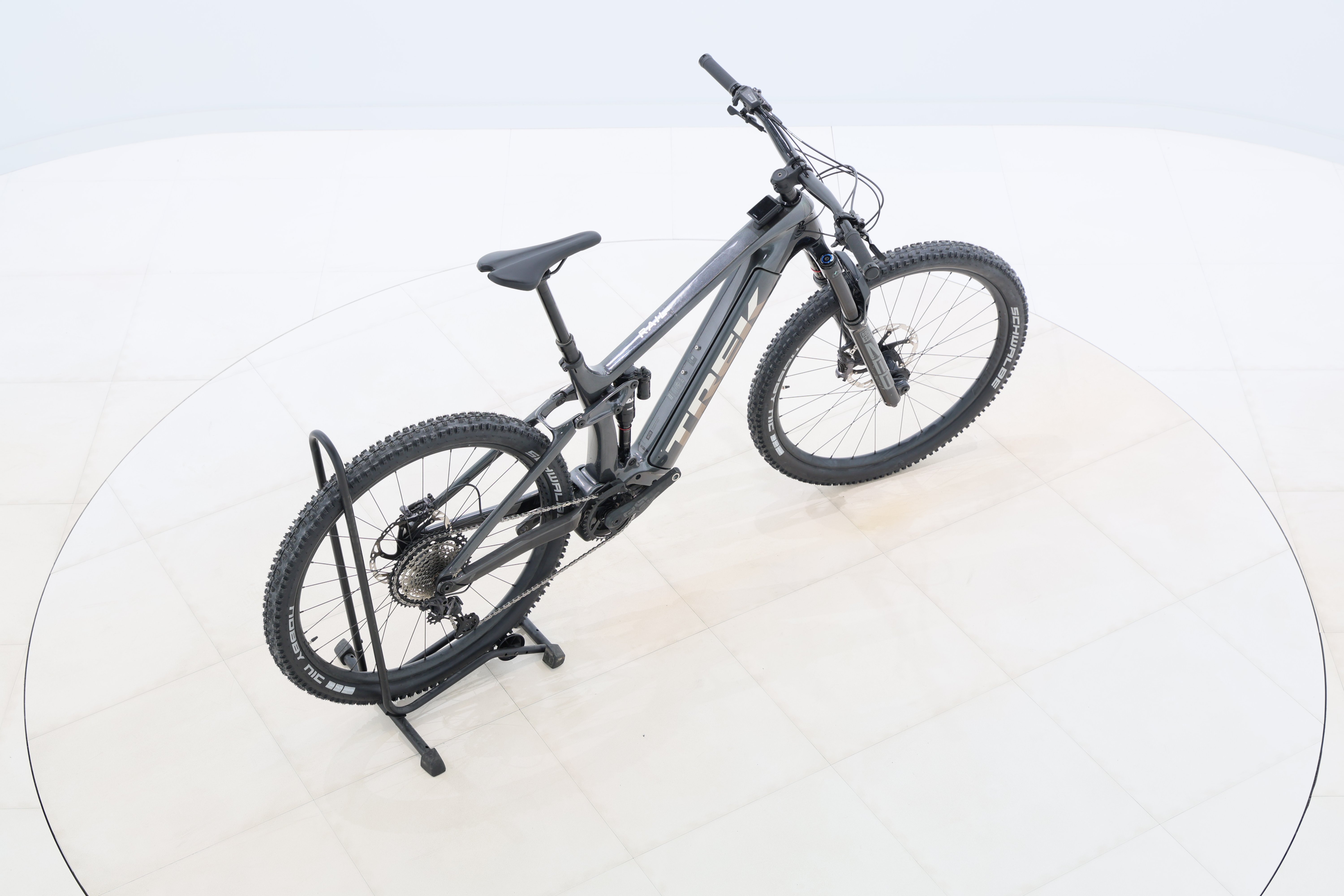 4c9cd91a-7e8c-4bb6-92e6-ae5fa1933f3a