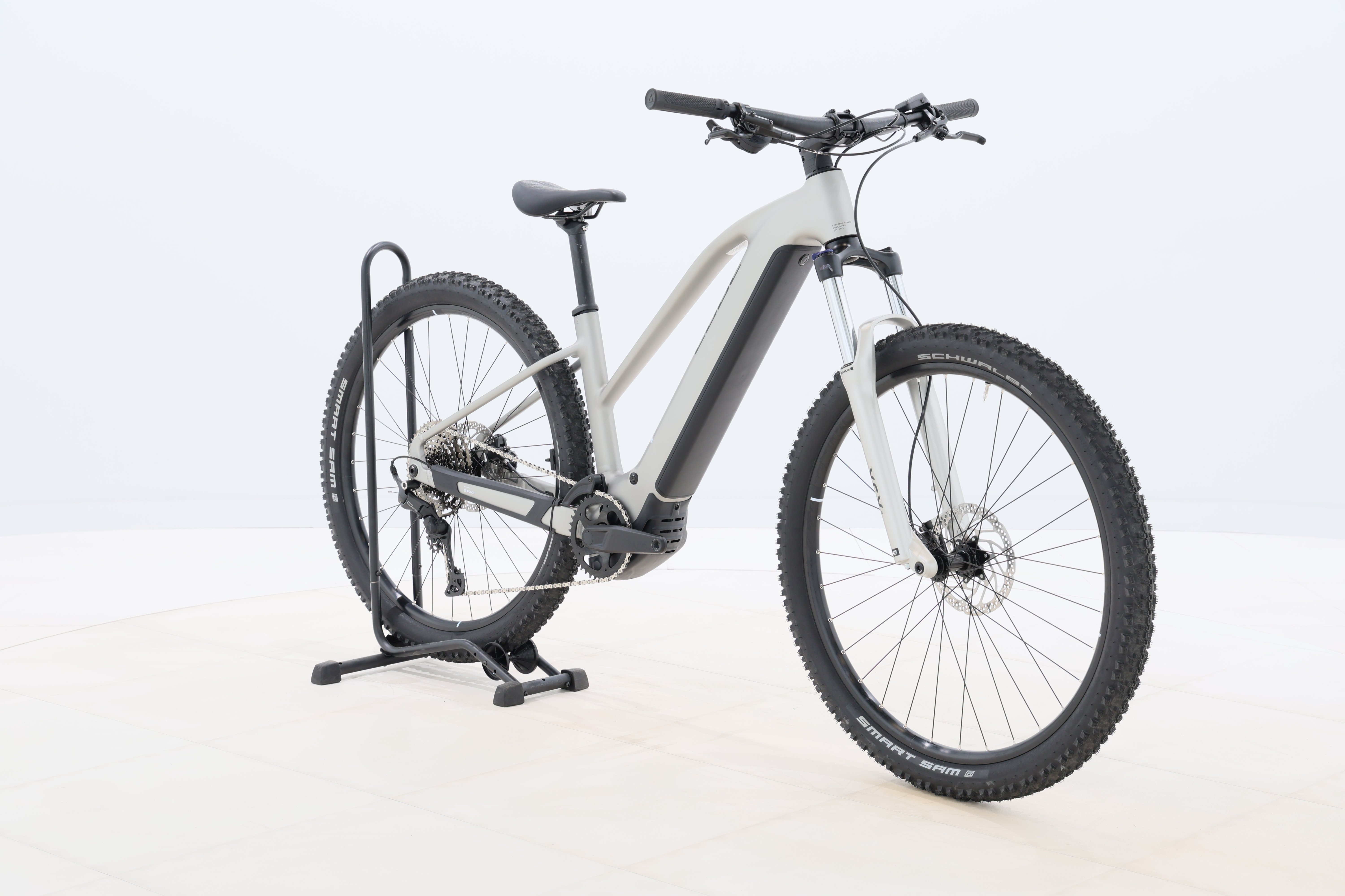 f6d932bc-4aeb-4127-8c68-c8234f84e66b