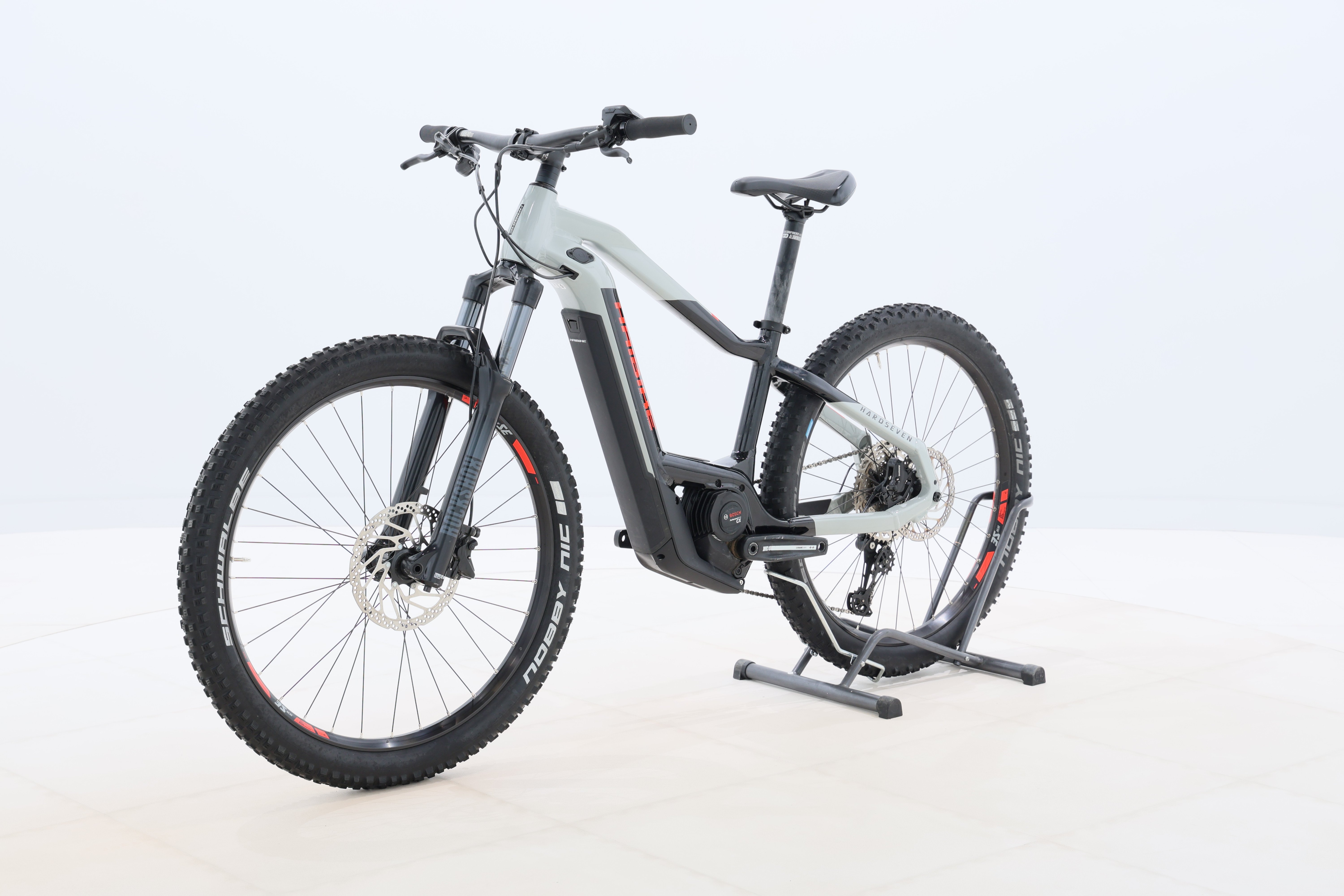 81dec76b-d5e9-4133-8497-fc05666c6ebd