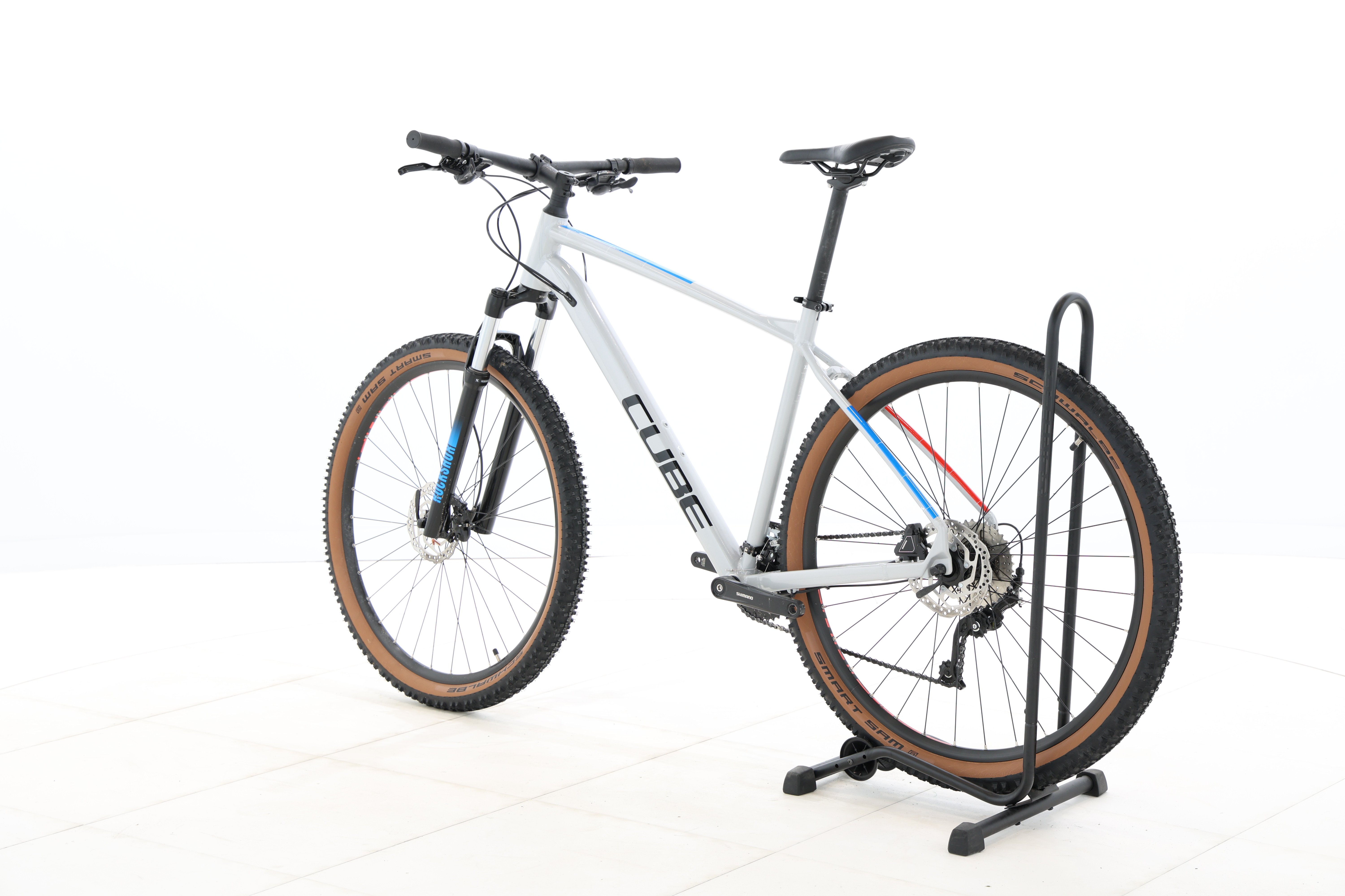 c502bbfd-c40e-4926-a24c-54fae3ece7e6