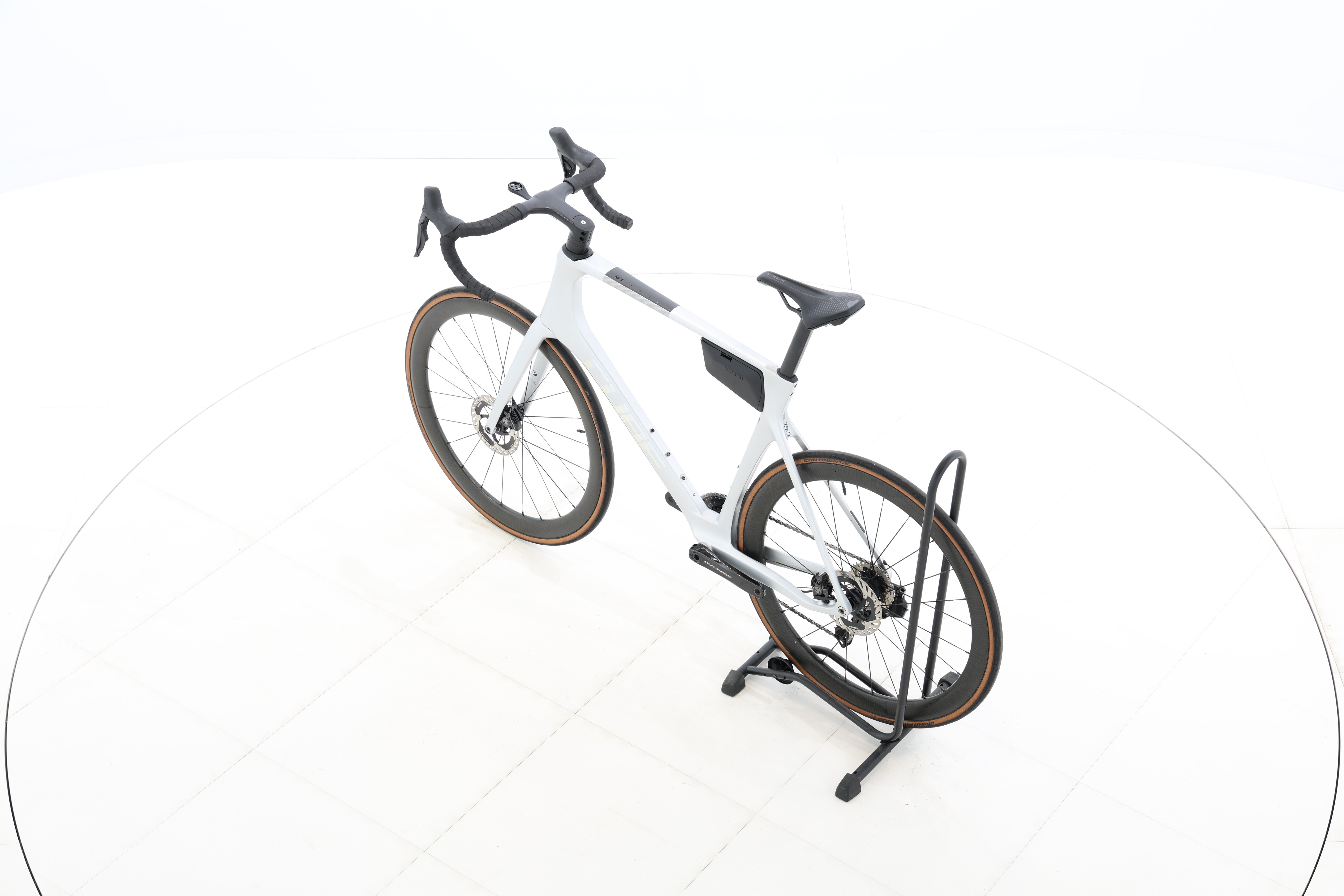 e65f9c36-f20c-4645-8f36-4f2bbbdc8d62