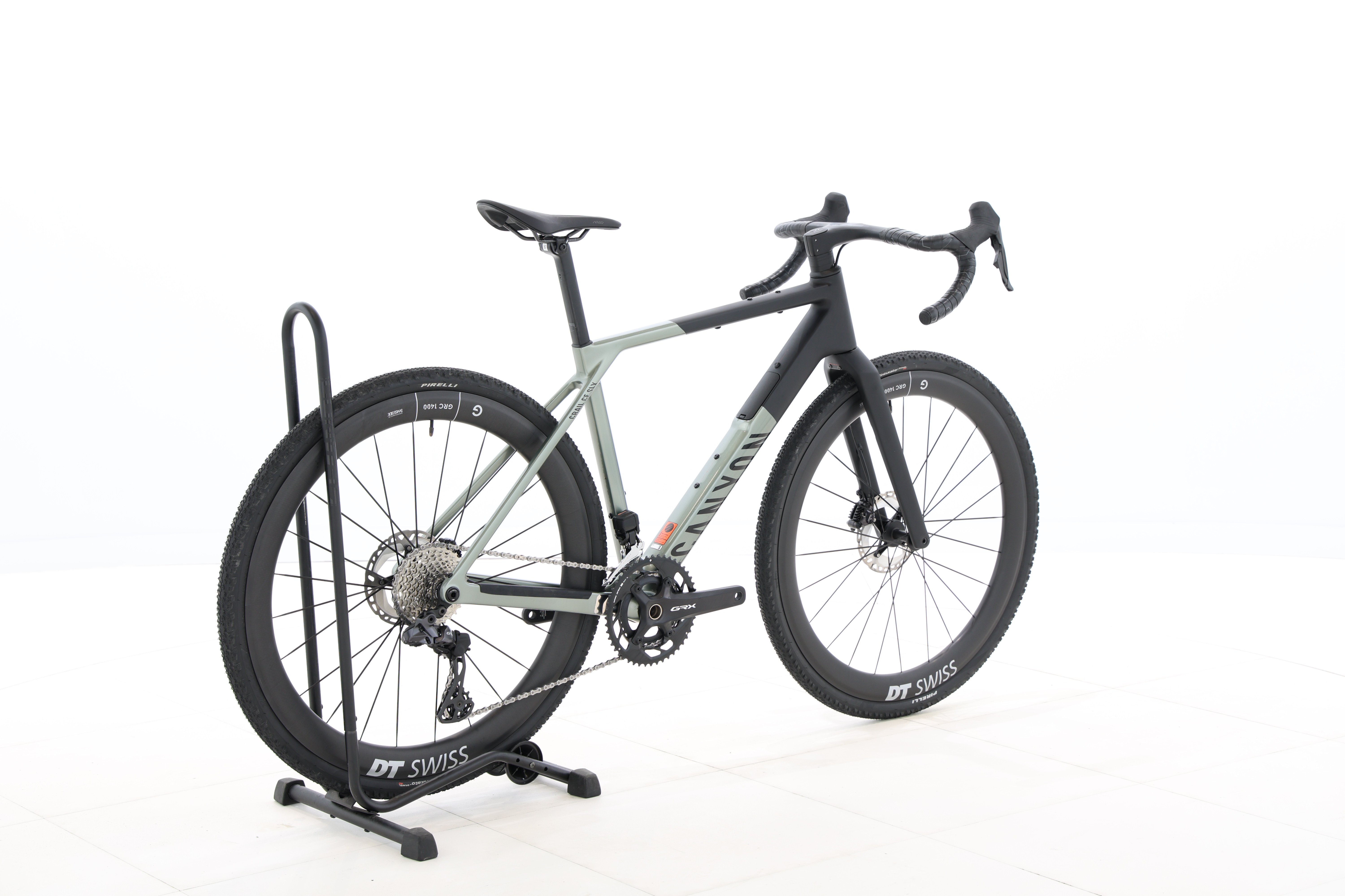 6feacd98-d02b-4d66-8127-a2d38f4cf198