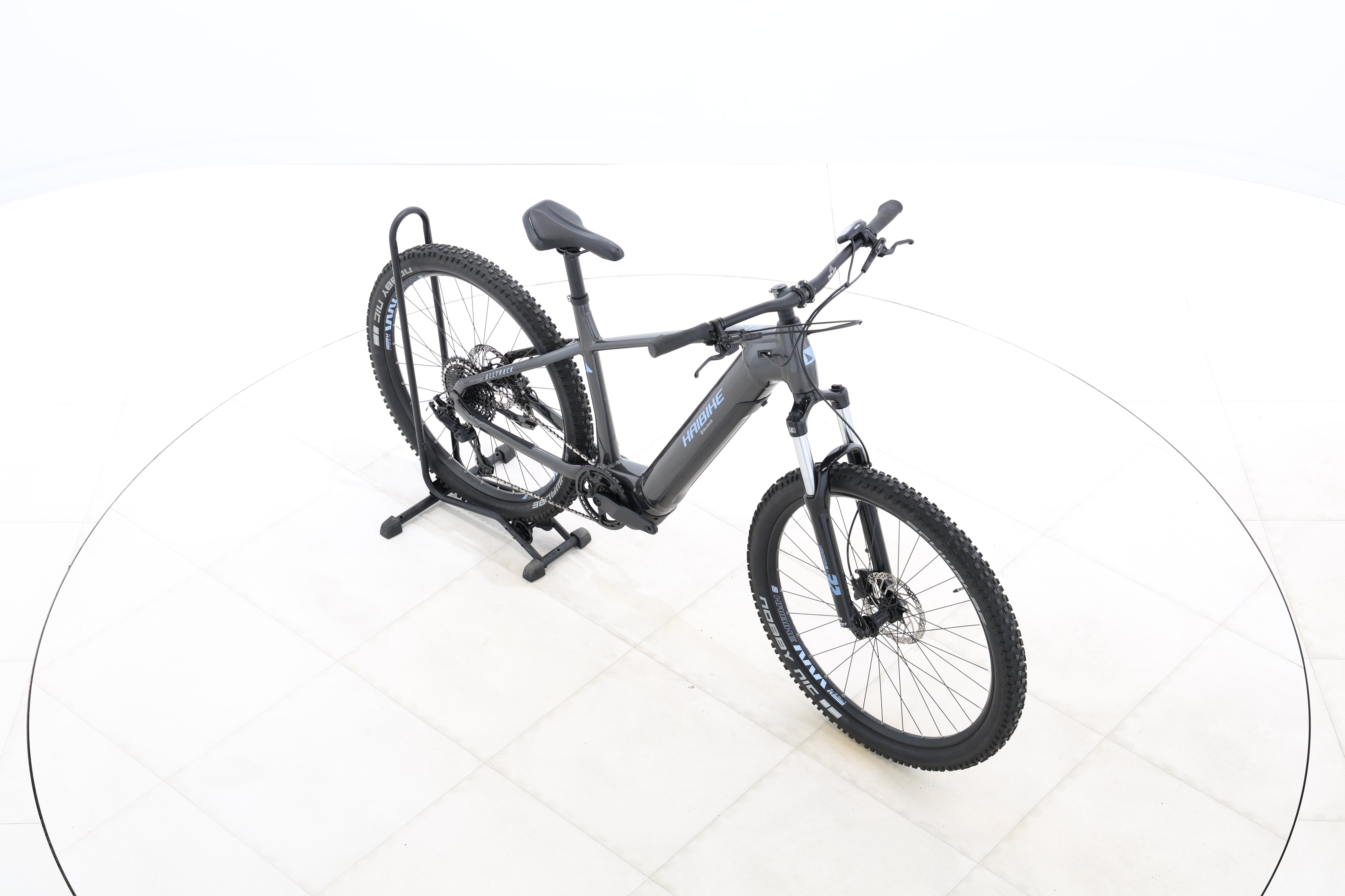 77c0186b-090a-4f80-94db-1d9b195a3609