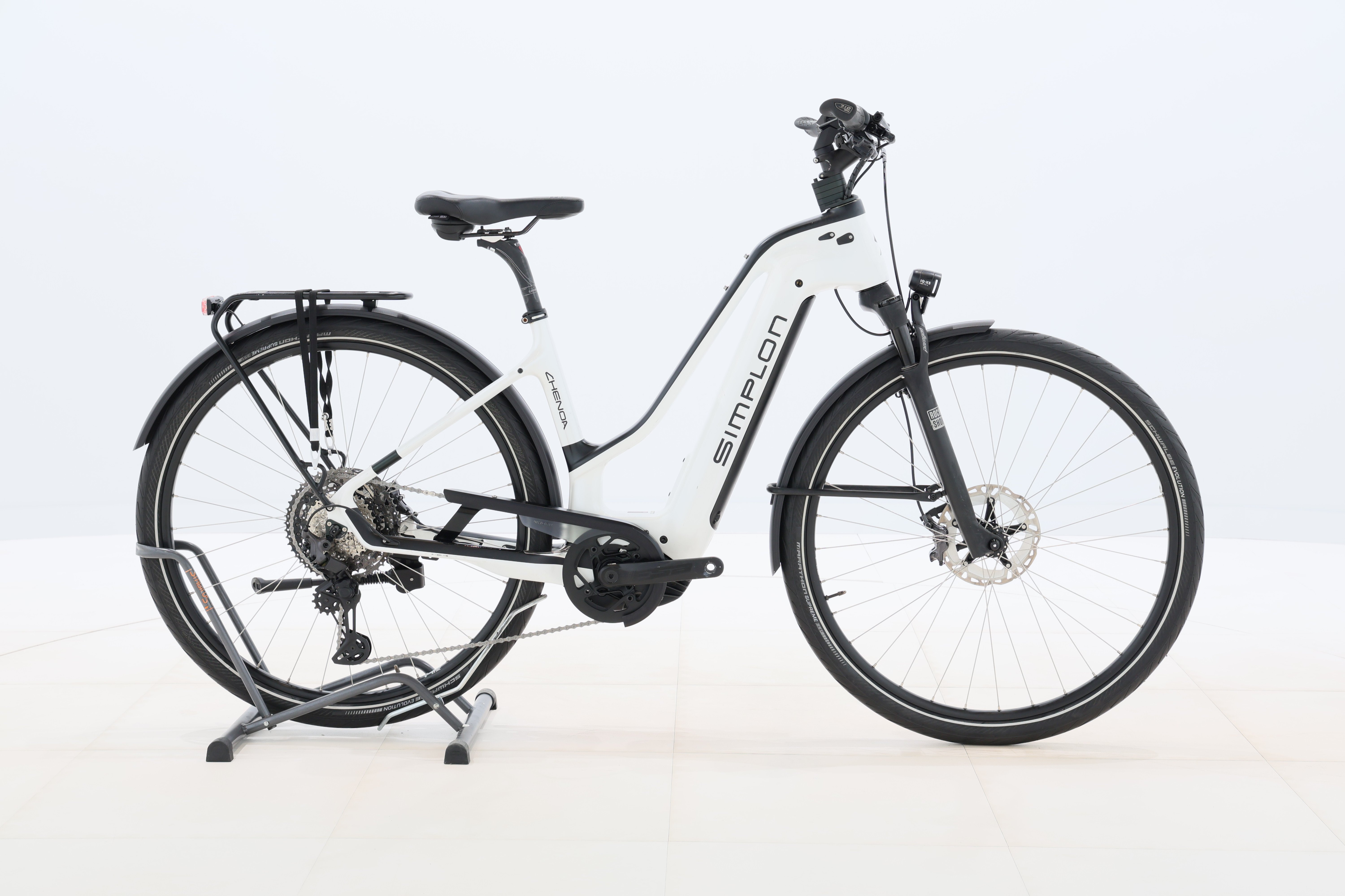 9dcbb986-4b11-47be-999d-1654d5c48bee