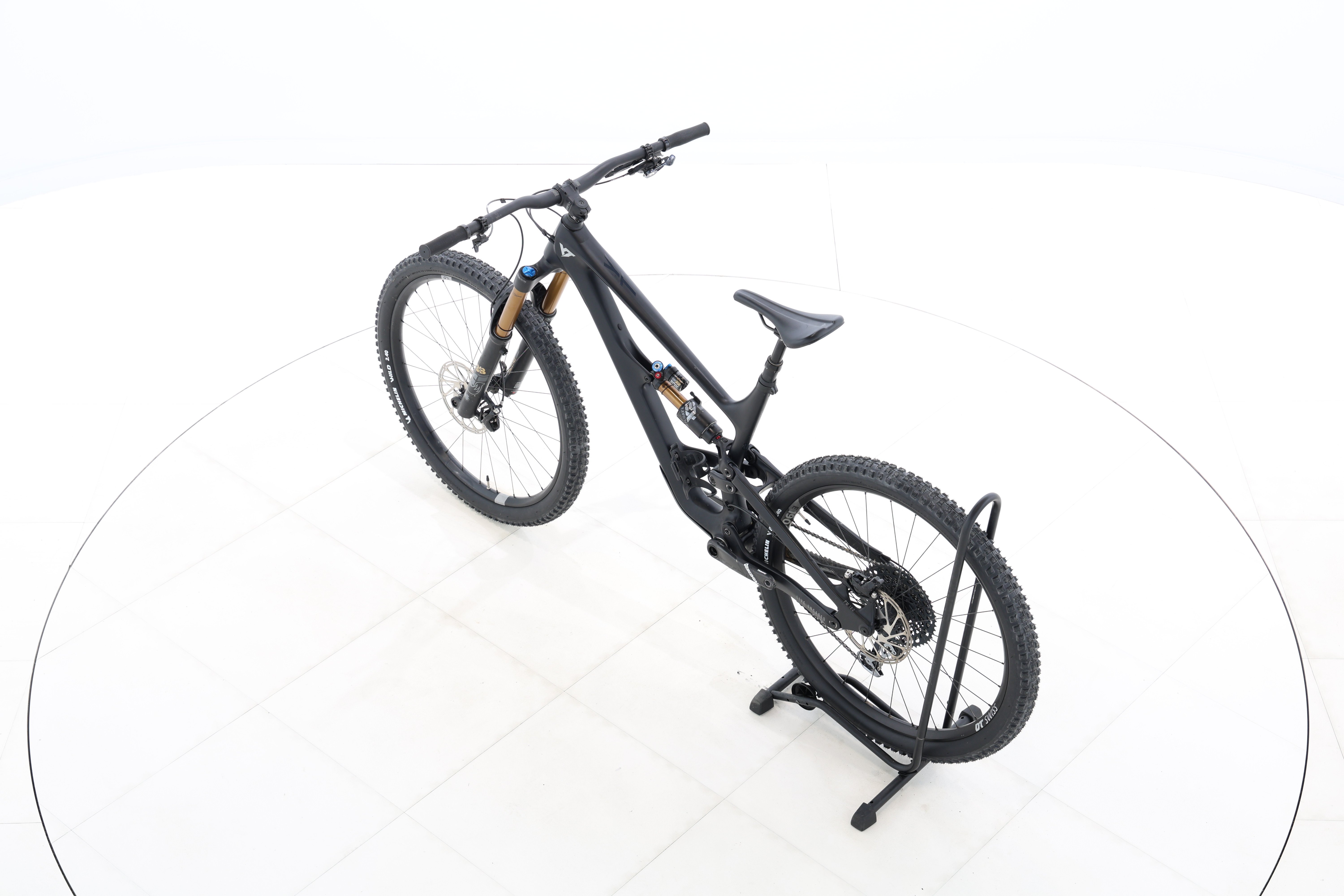 5de9abd5-31c2-47f0-9fb1-31bb6d5bfd48