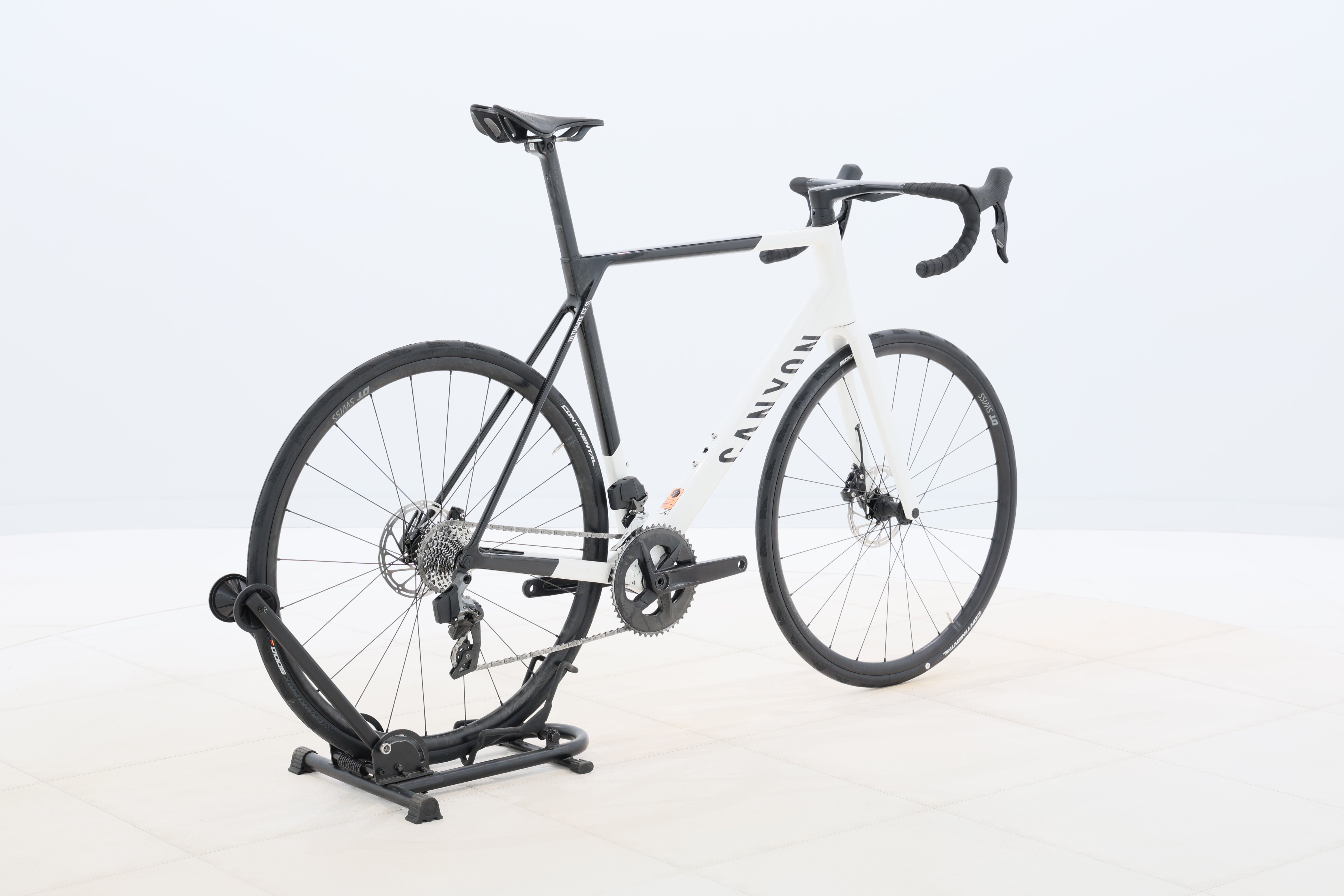 b9e3d21c-6c4a-4616-a6c2-825269287571