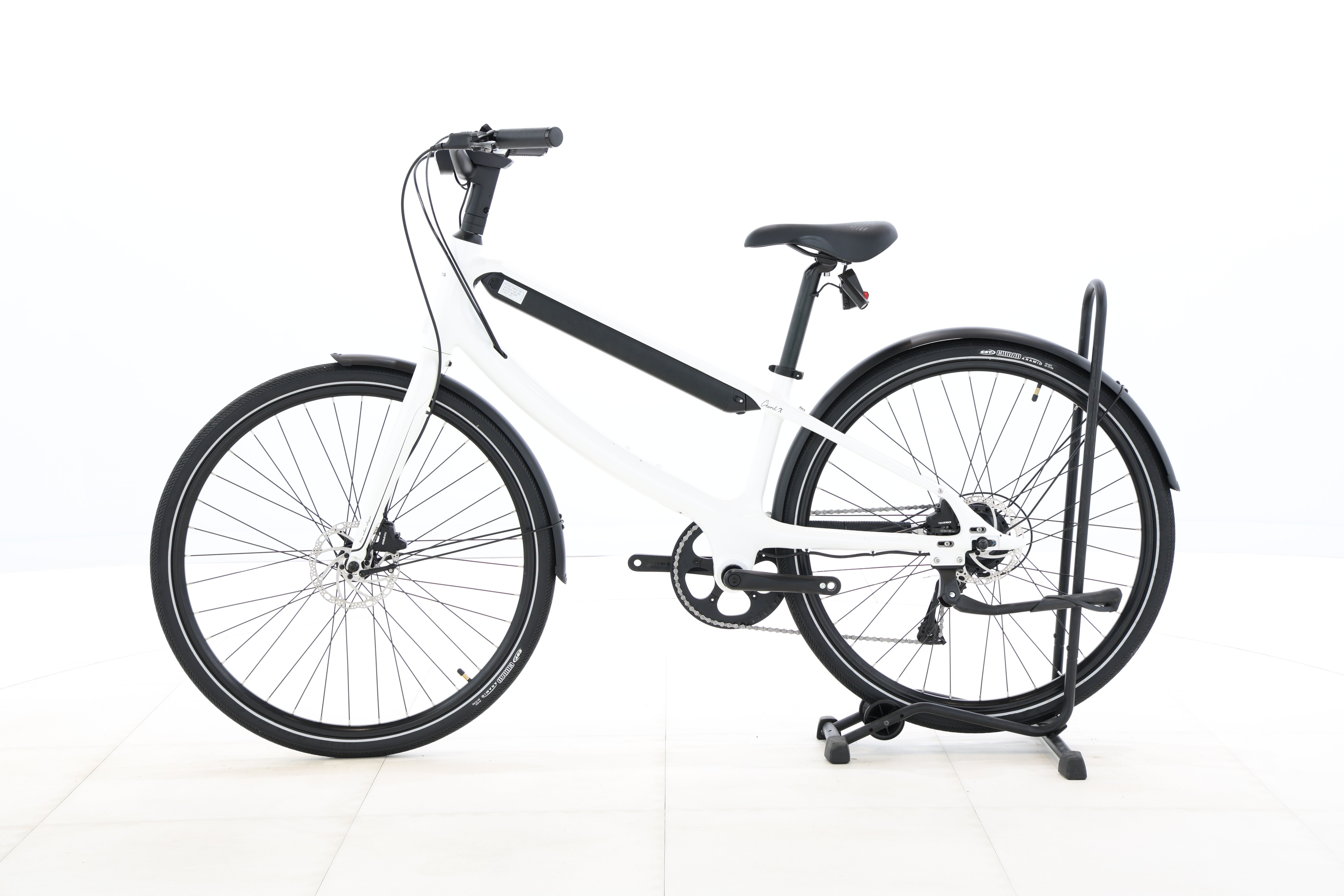 e7b2da02-58fa-416c-a5a0-8069a05dfb85