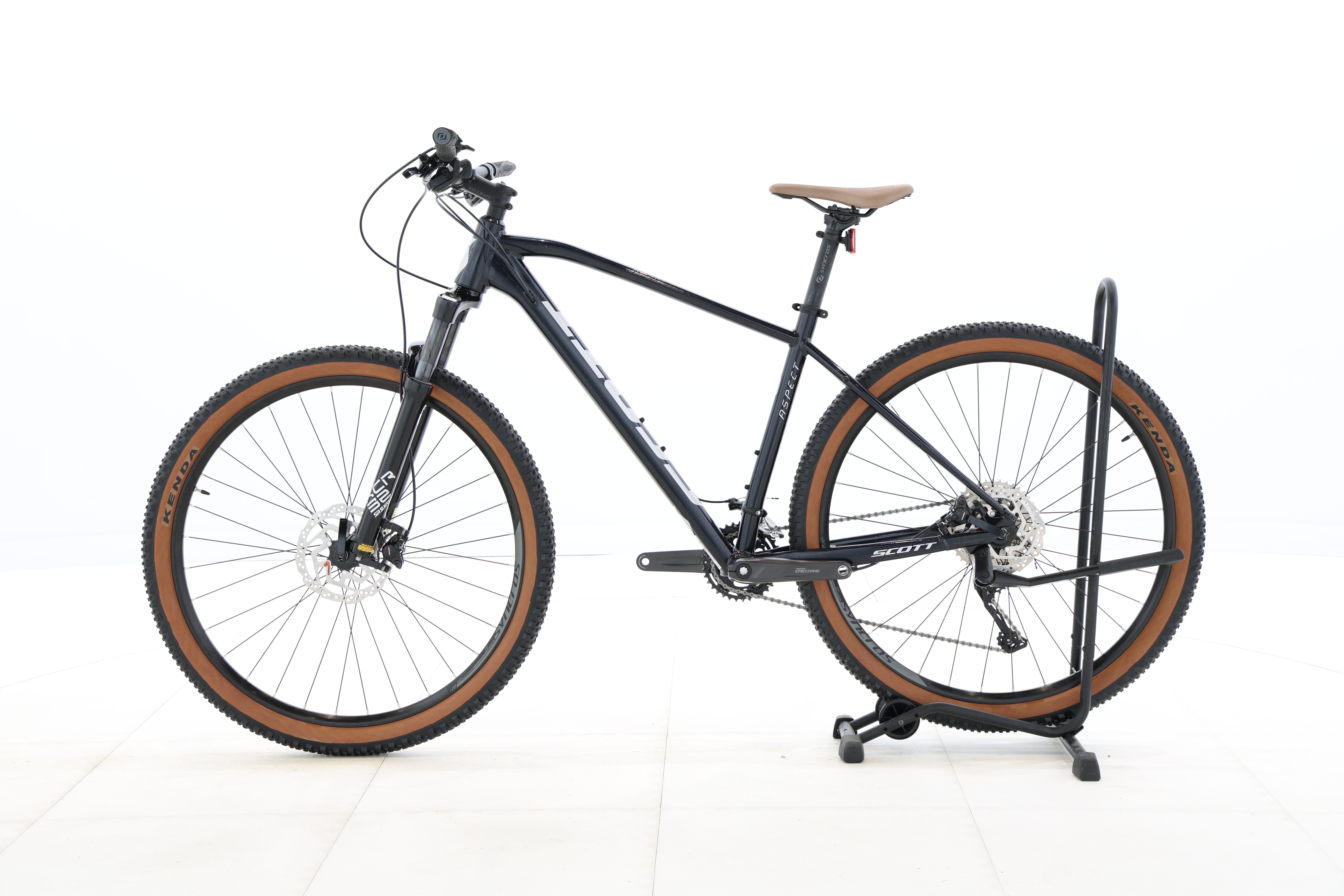 b0d0d24e-95a6-49da-9a15-8567a2844e43