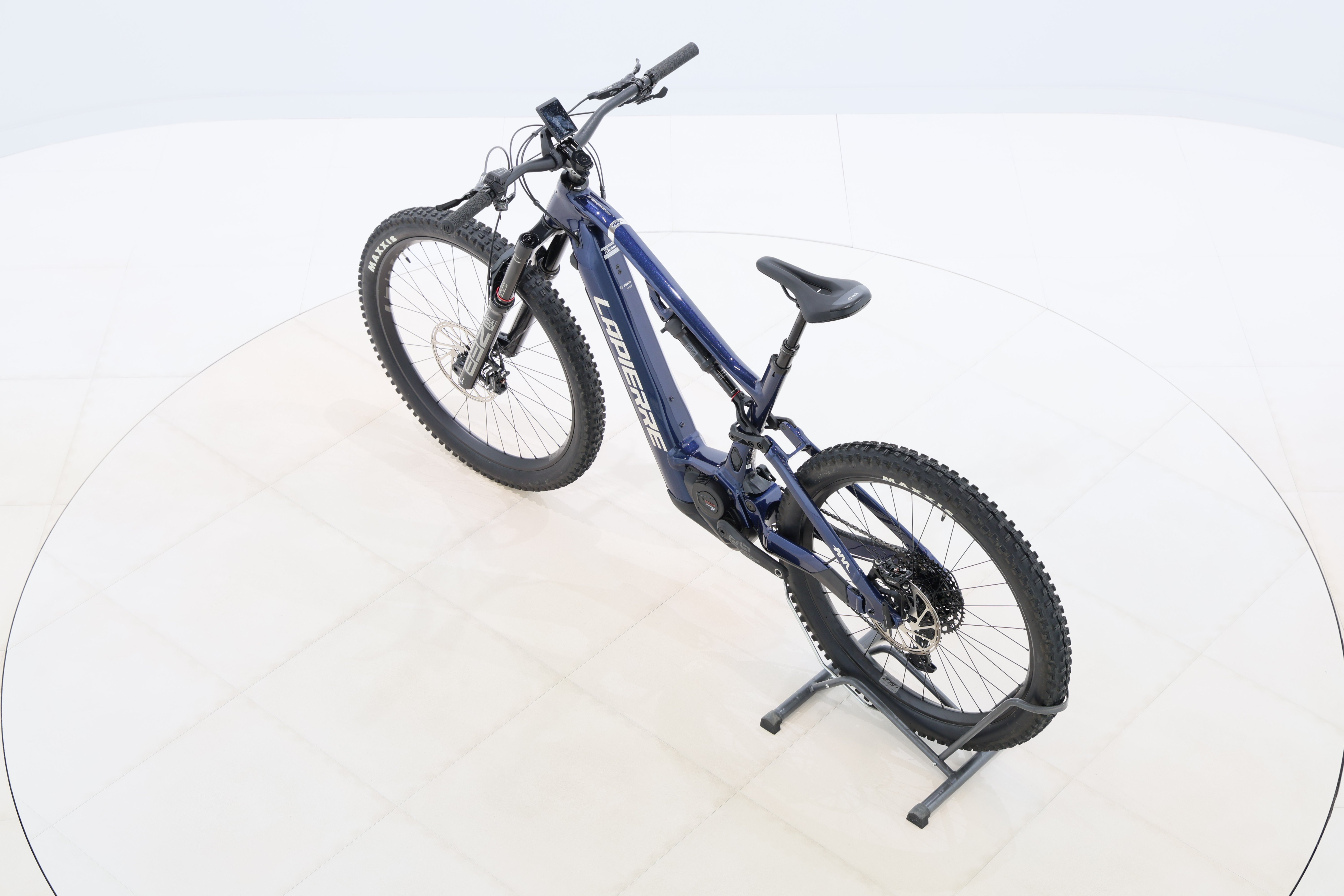 efe68952-5d79-4a7c-bdcc-188f0f284a20