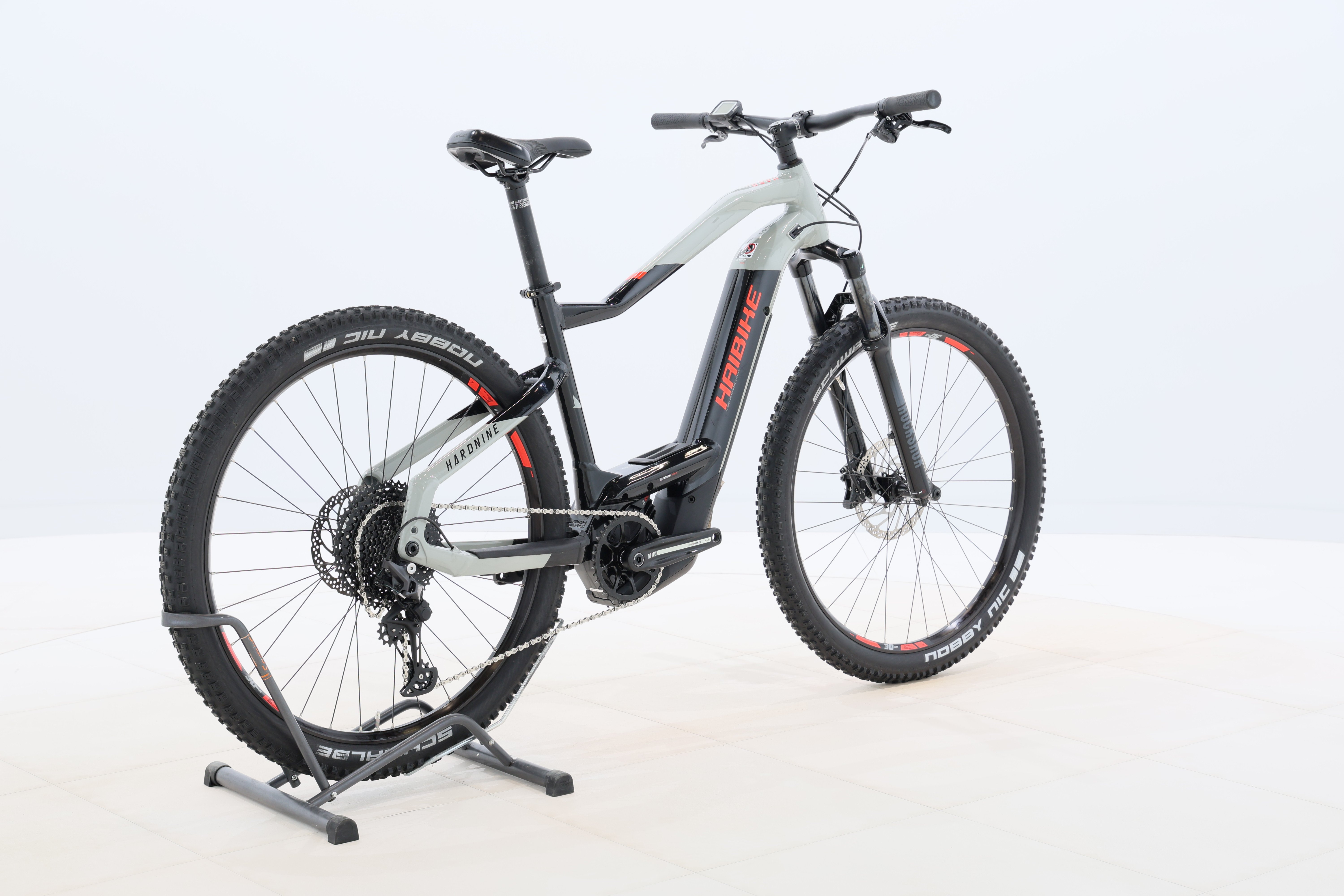 c8bddd2f-41aa-4e9b-9f63-83ba1d2326b4