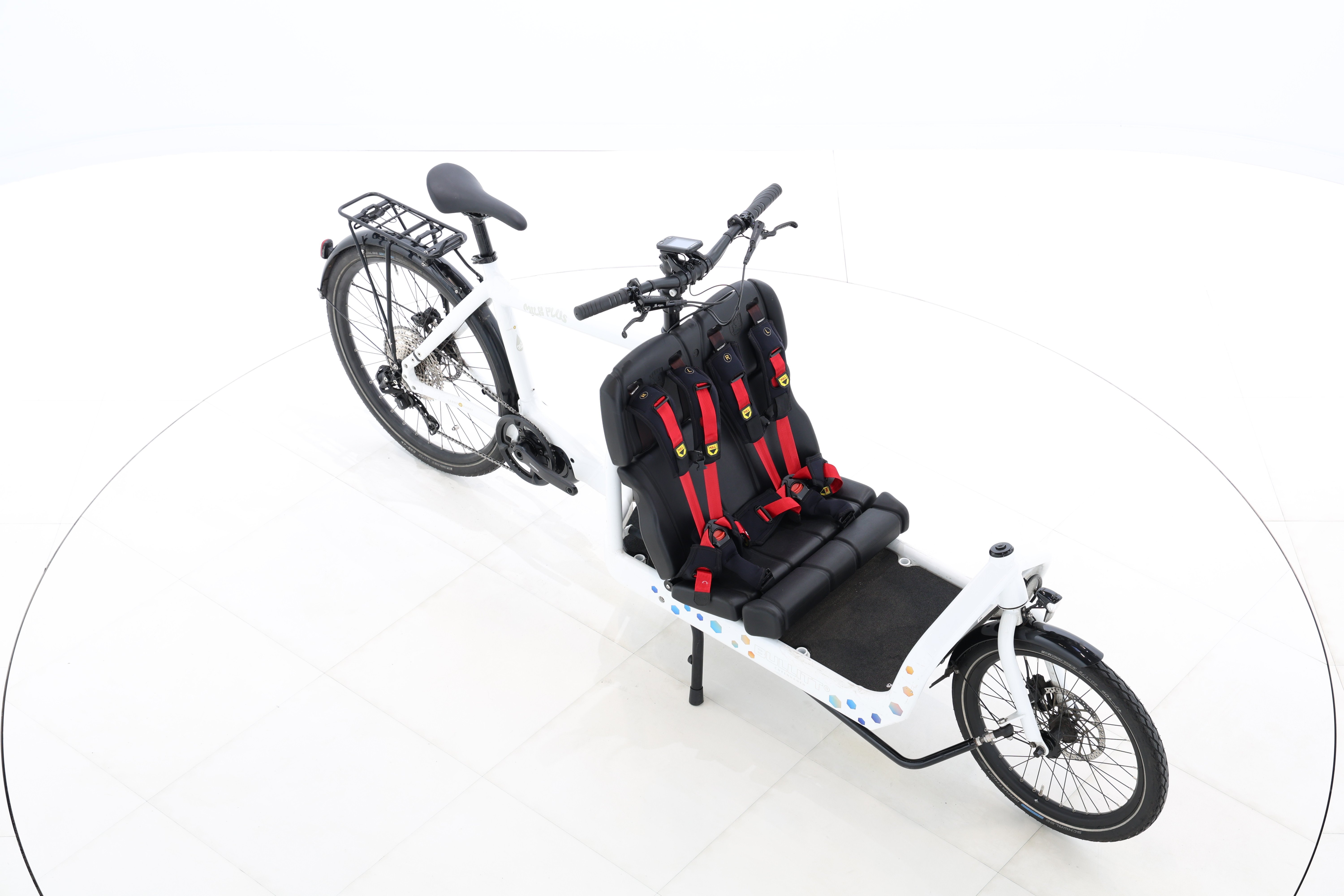 f4936454-0986-403e-a1d5-eef7a6c7c772