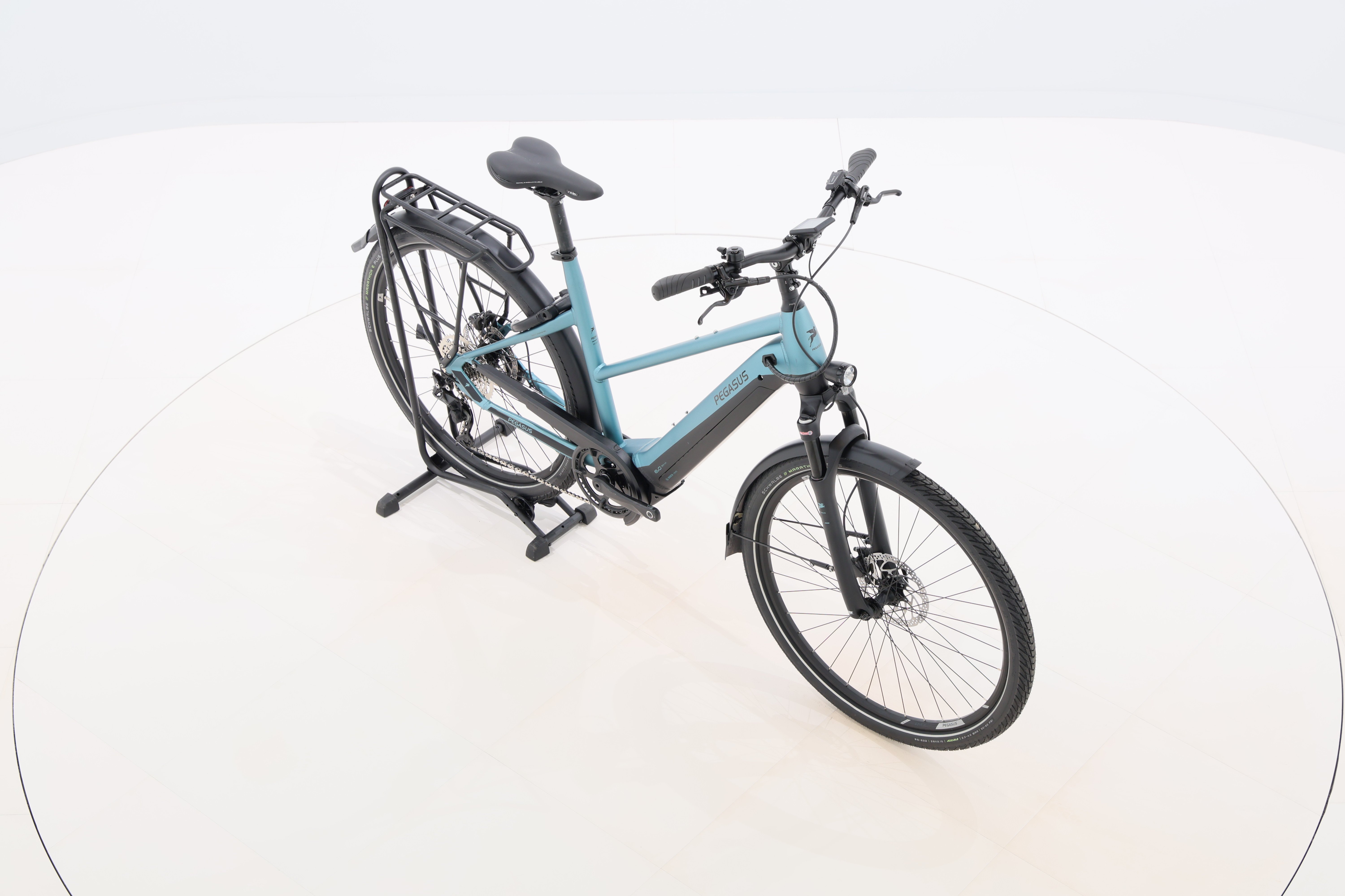 c0989d3a-abb6-4247-aca5-2035a1a2ee40