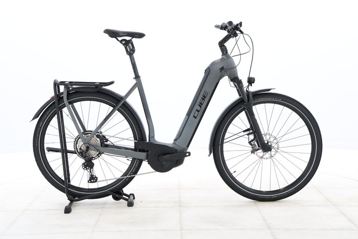 Cube KATHMANDU HYBRID SLT 750 2023