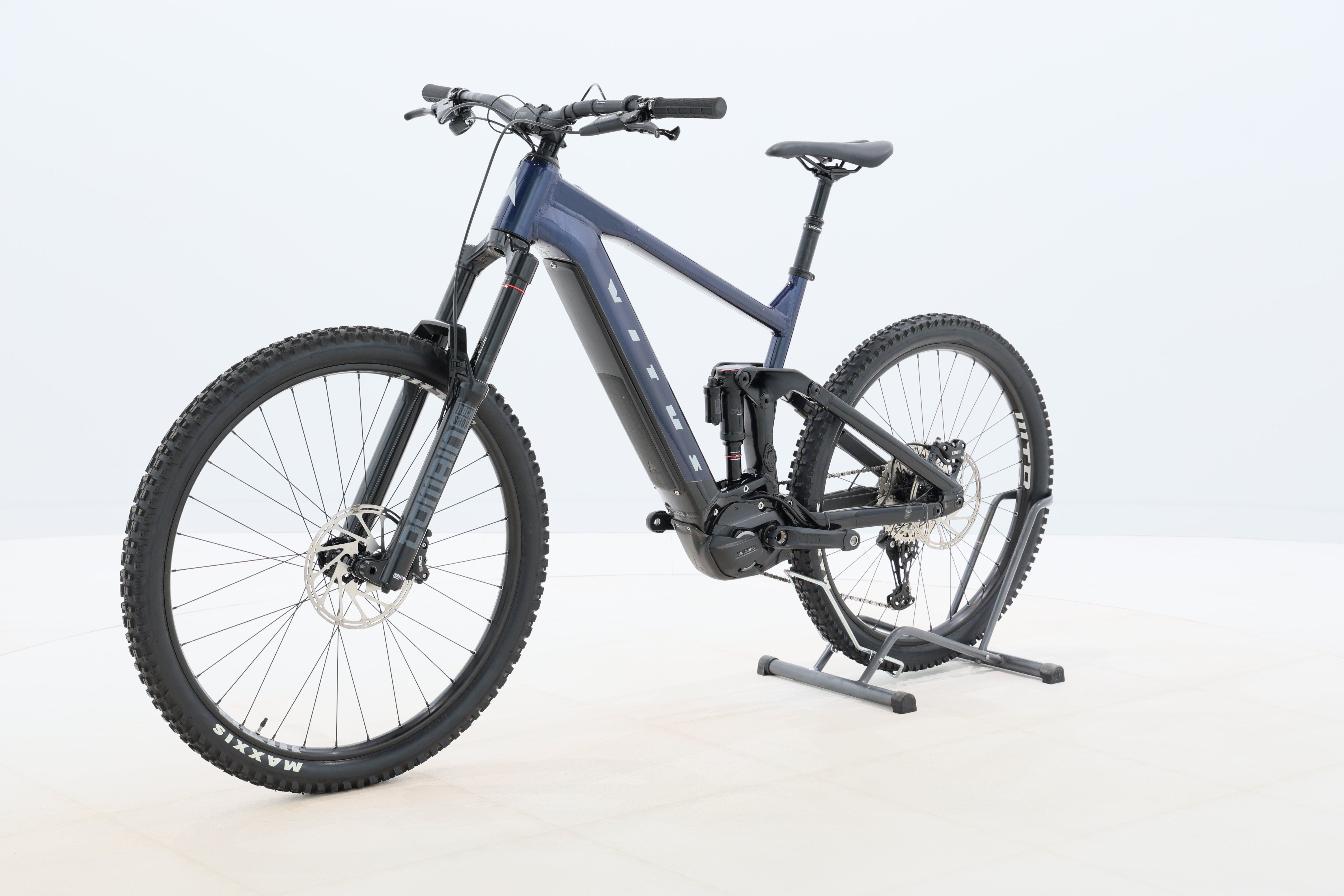 0b596578-86b5-4ceb-8ee1-94e85c0ad156