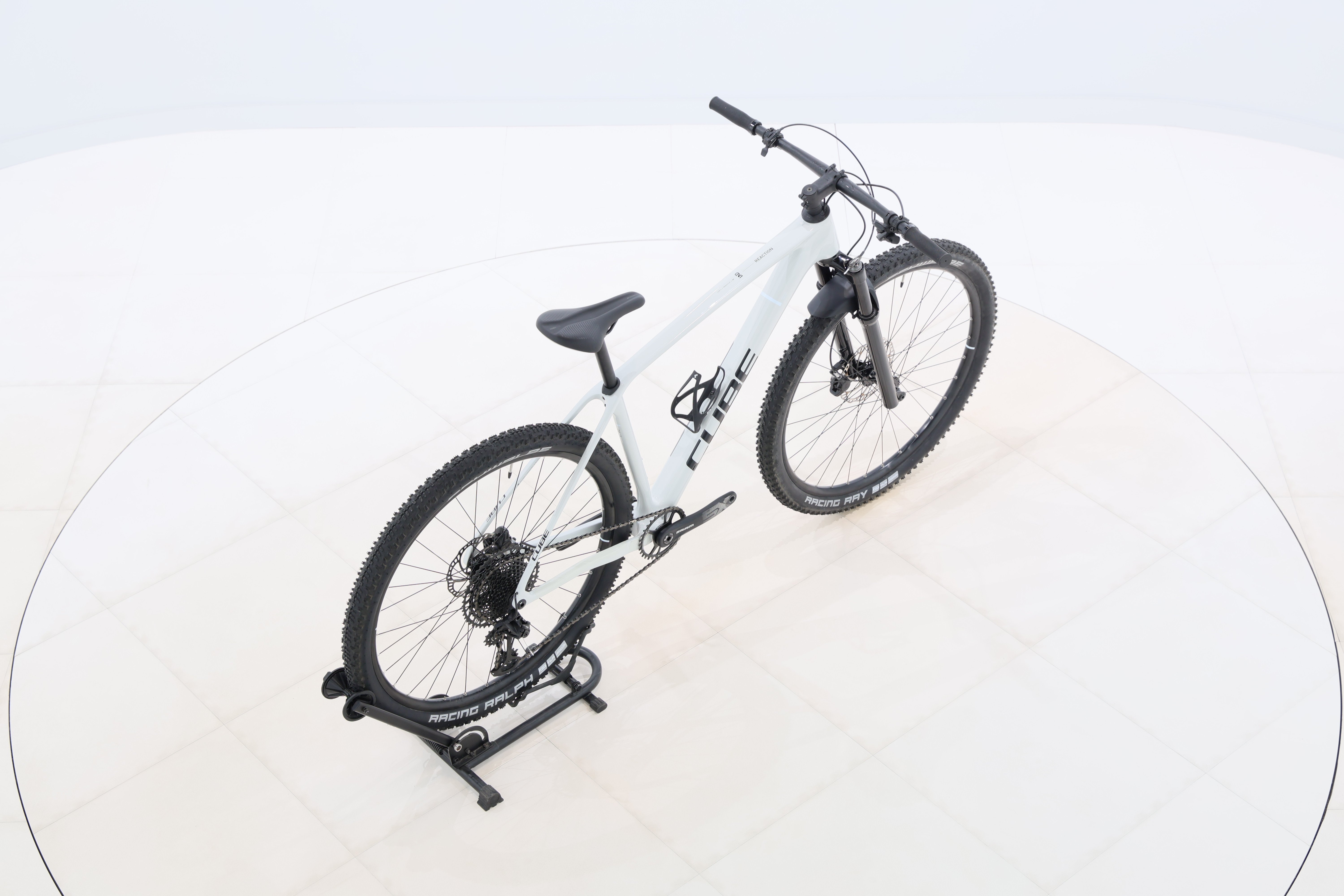 a813fea9-449d-4bd5-9866-c17abbff134d