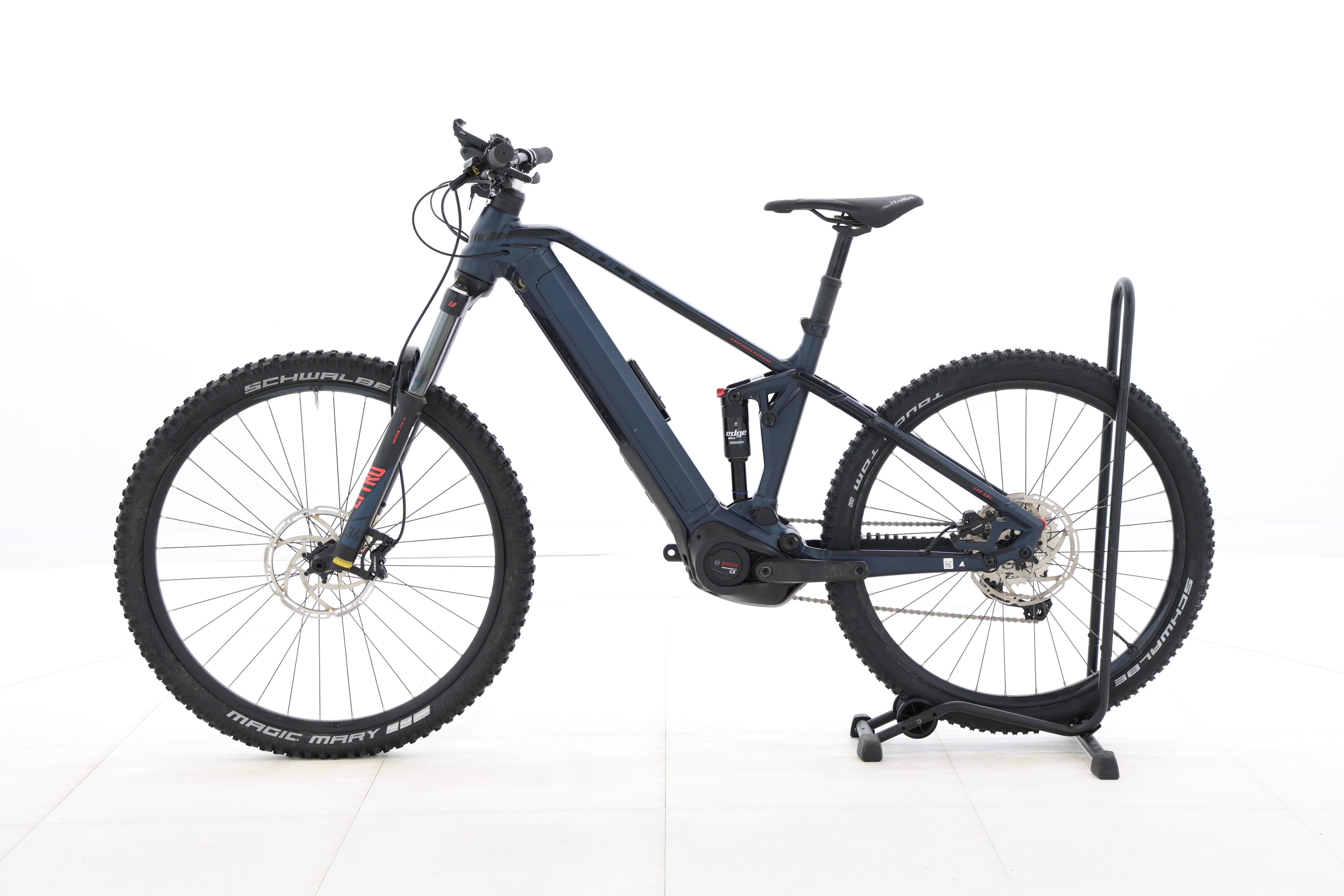 7b51f5c2-033b-48f7-8a92-f76110adc844