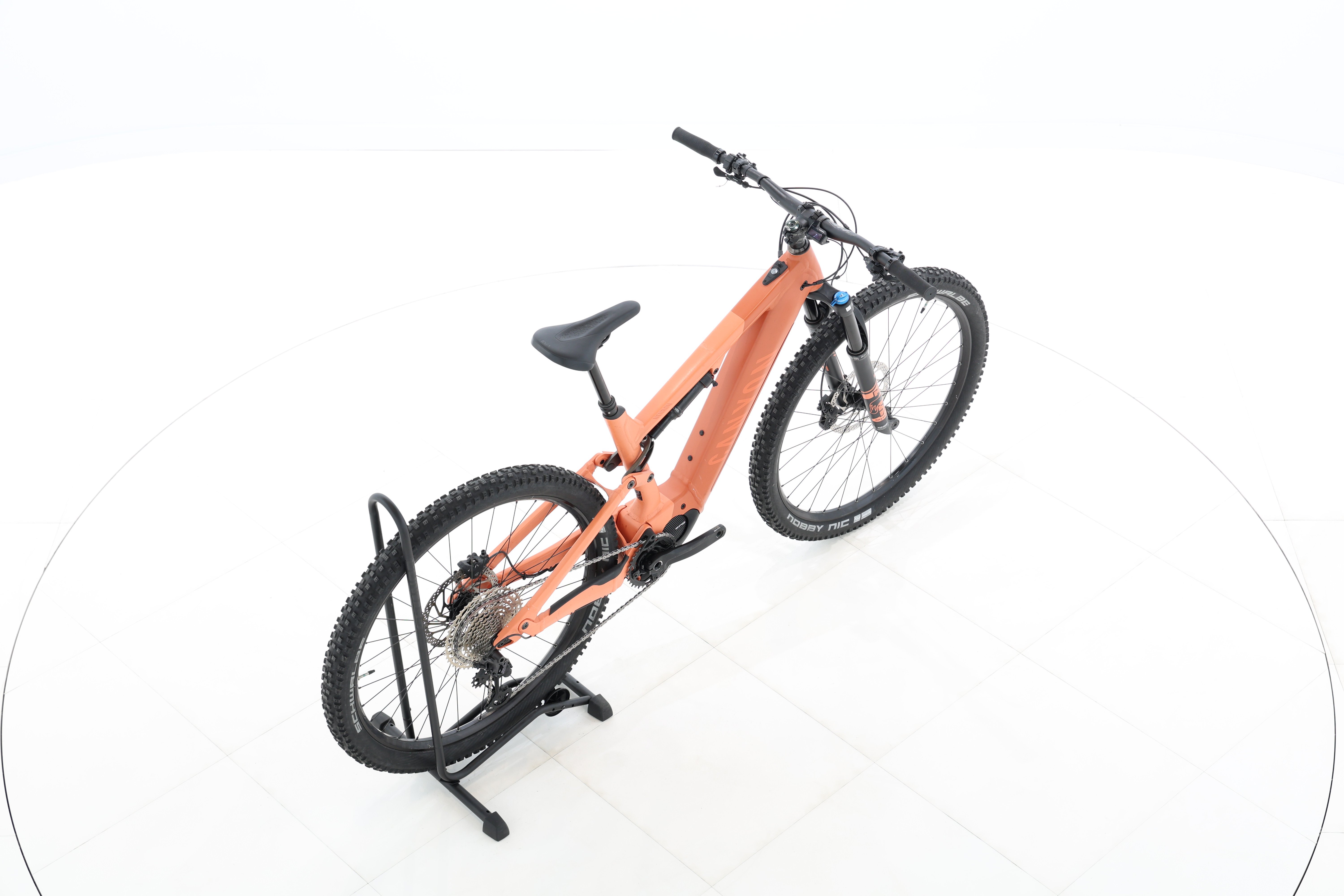 a5d3afca-deca-4e38-9466-086baef0f9f9