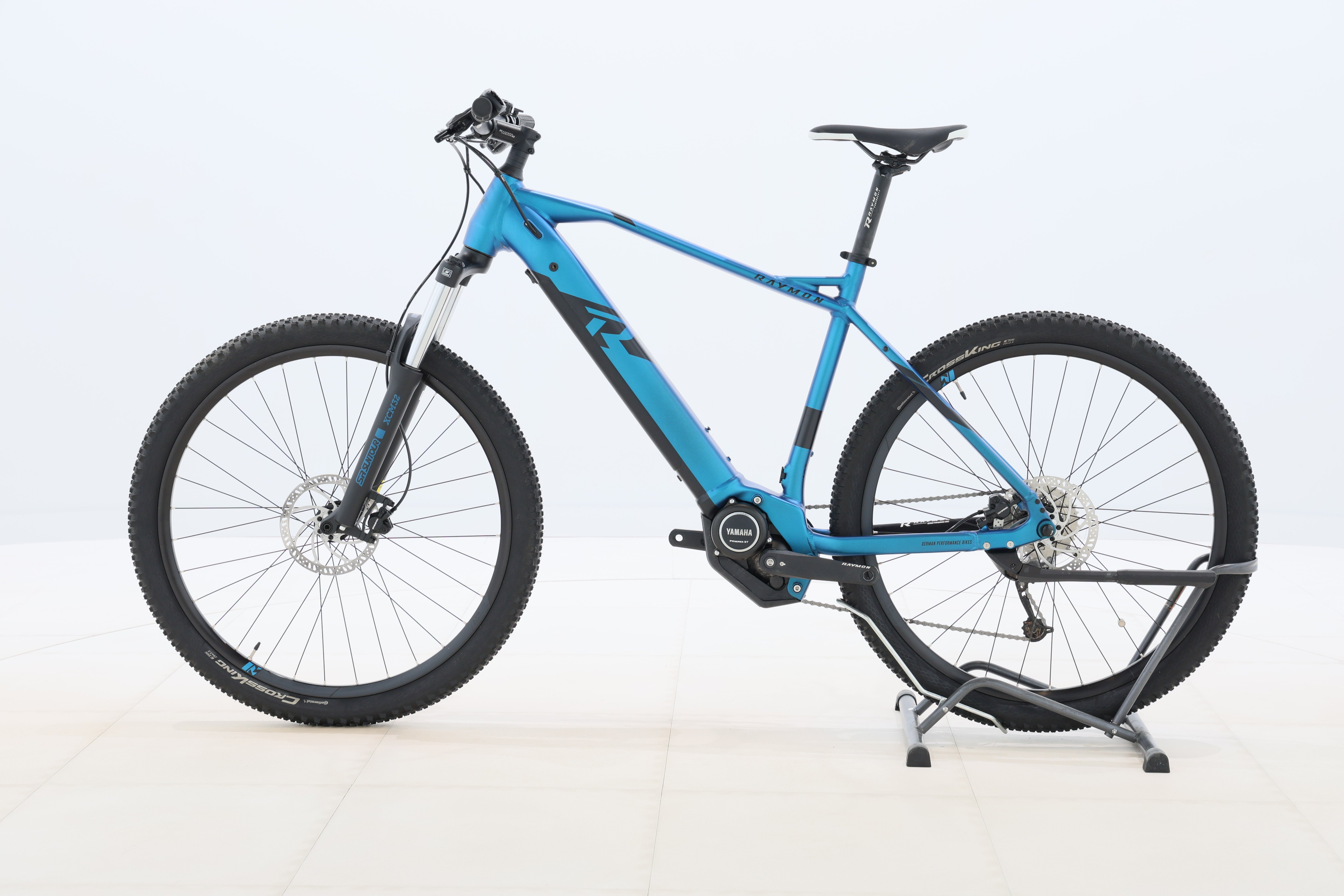 f2923389-5188-47f4-9046-759b29cd8de3