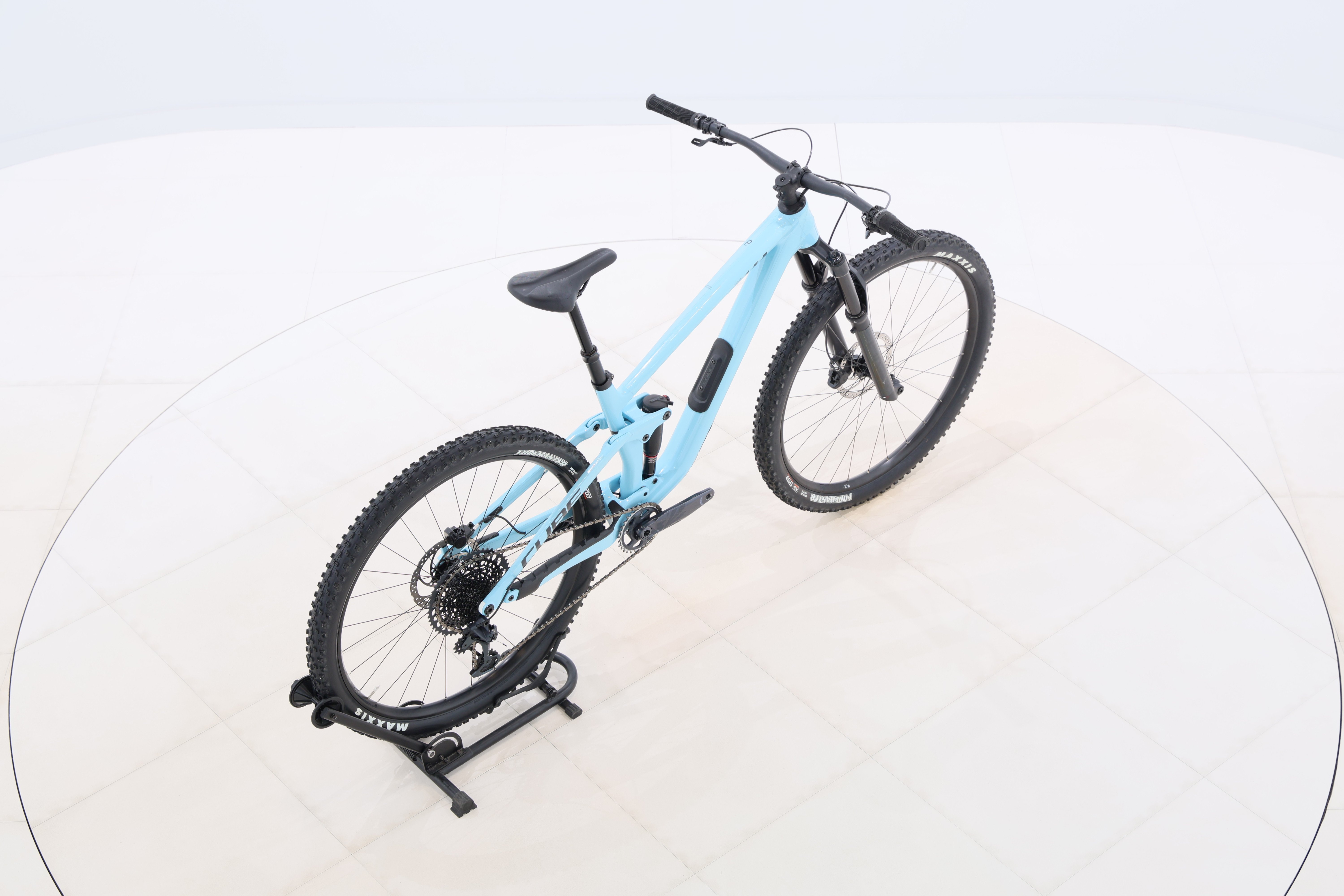 ee7d2346-6887-4deb-a298-1c65b69161a1