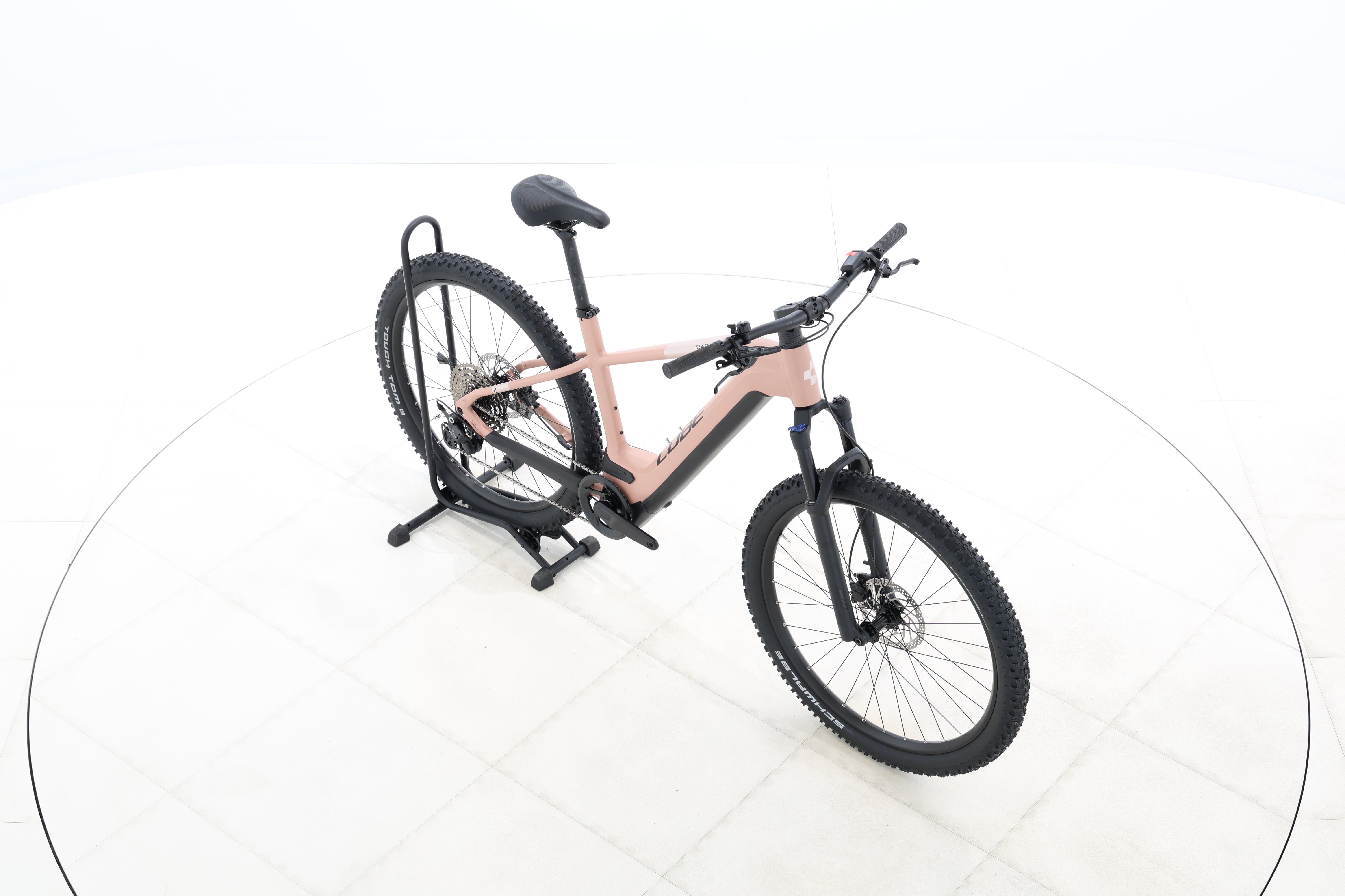 215fb0ca-366d-45b0-9b87-79935df4ac3c