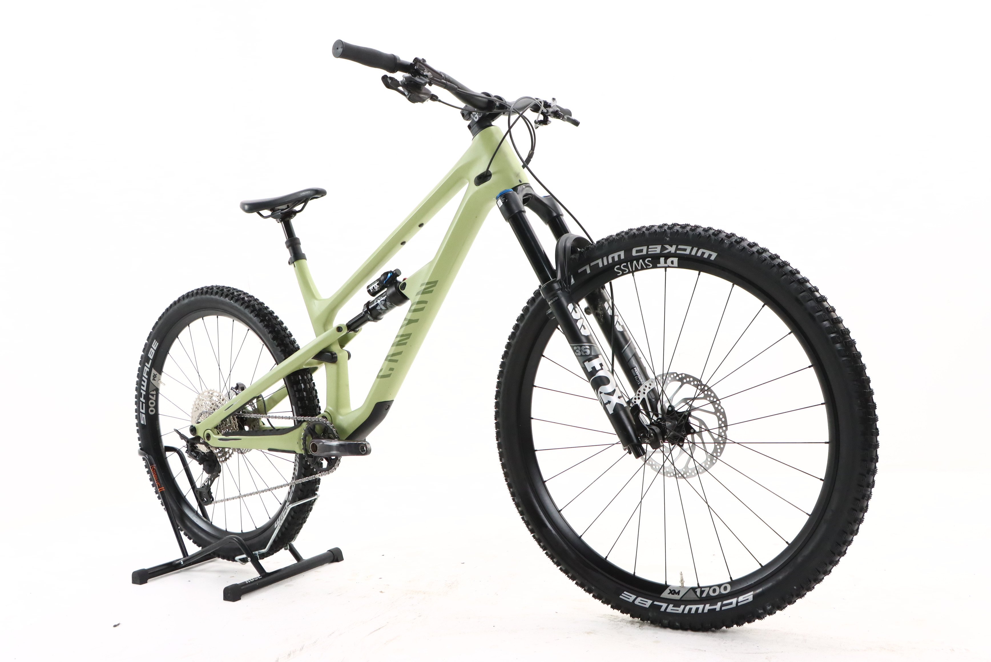 04228247-54d8-4faf-8ec8-fc962b5844b6