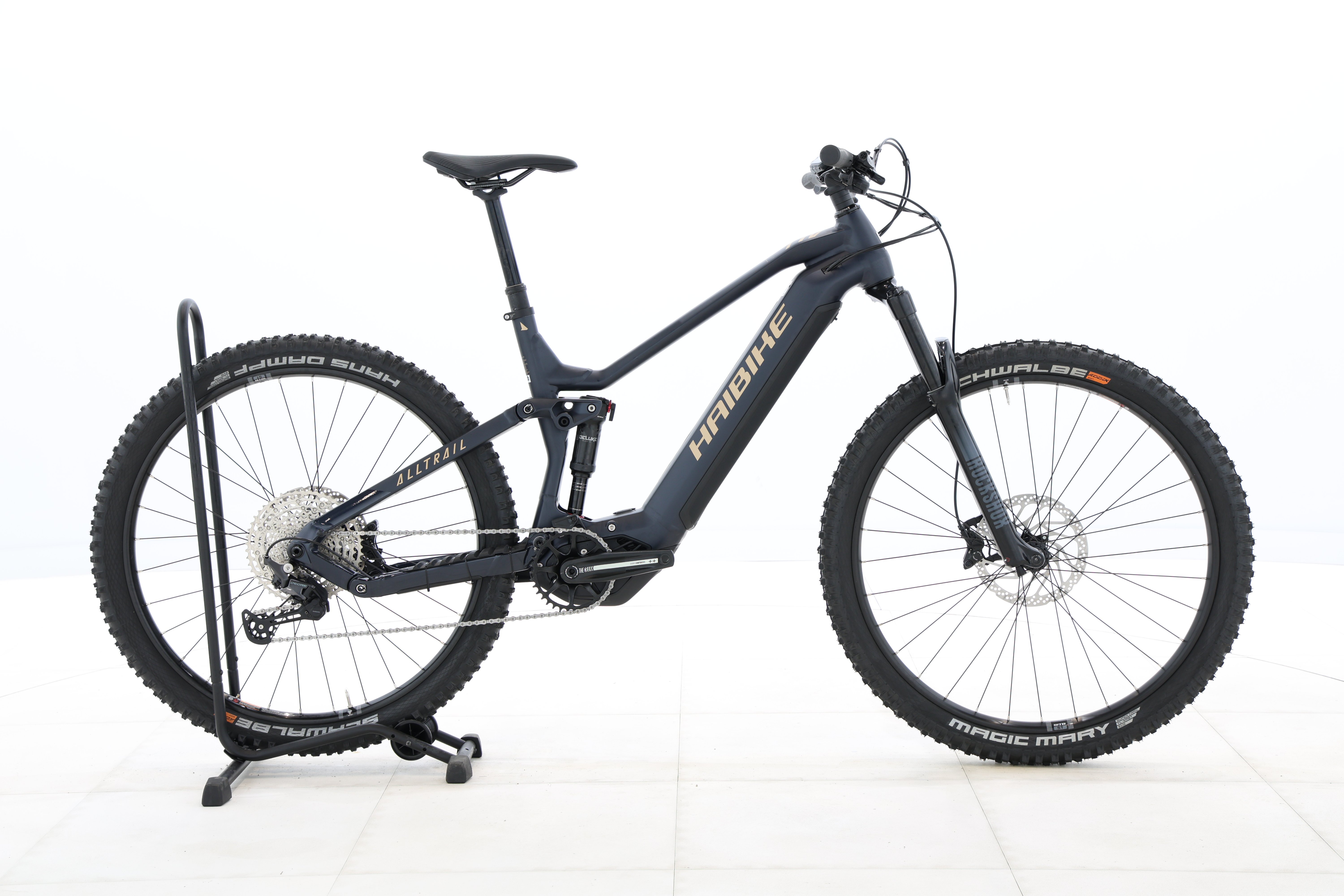 3403e902-fe56-4868-a9a9-e40df58f65bd