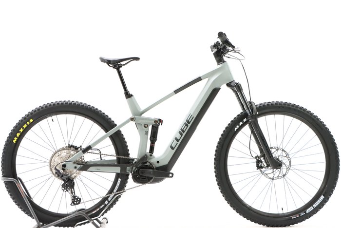 Cube STEREO HYBRID 140 HPC PRO 625 2023