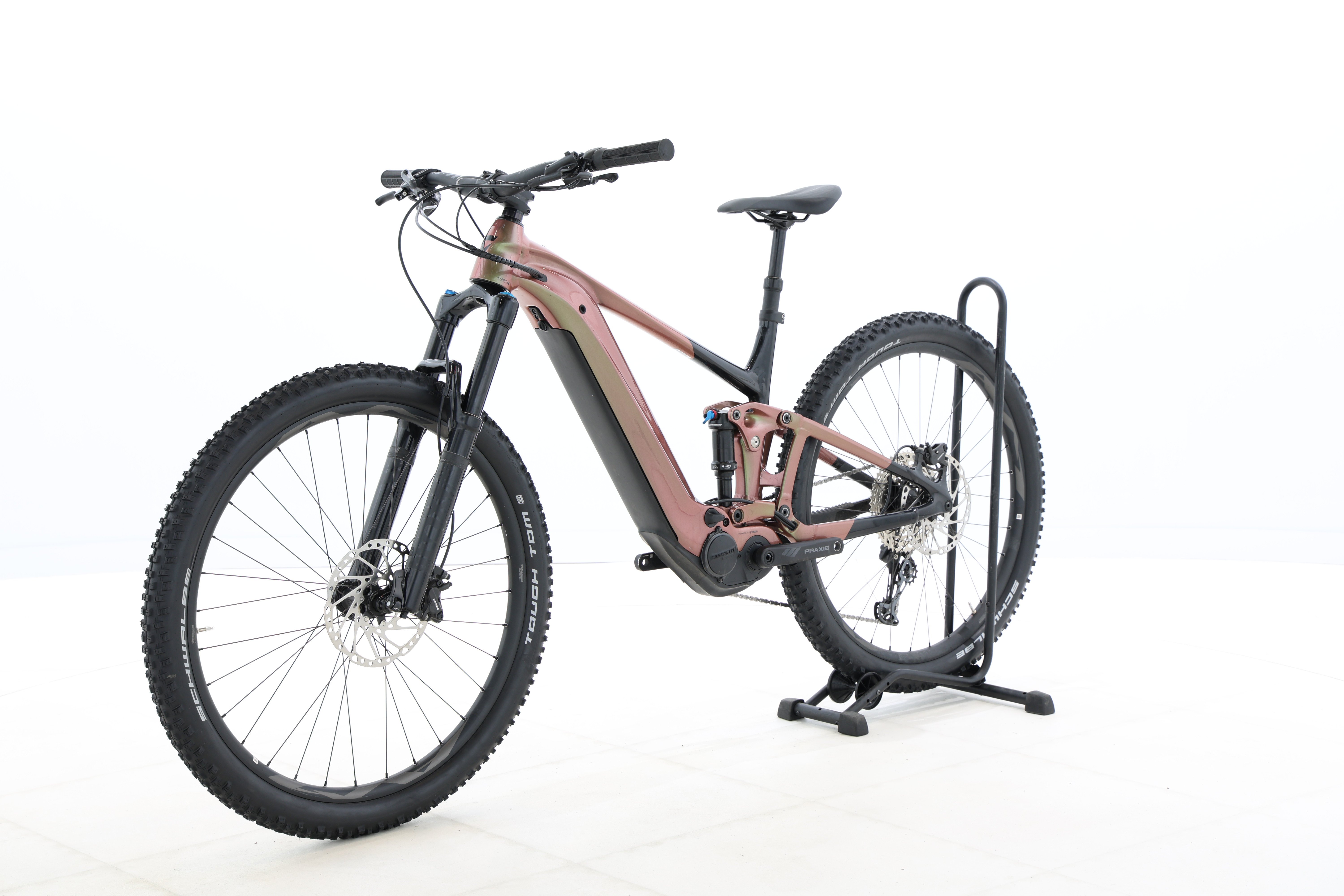 b947b850-0f87-40e7-b0d8-2e7abded7075