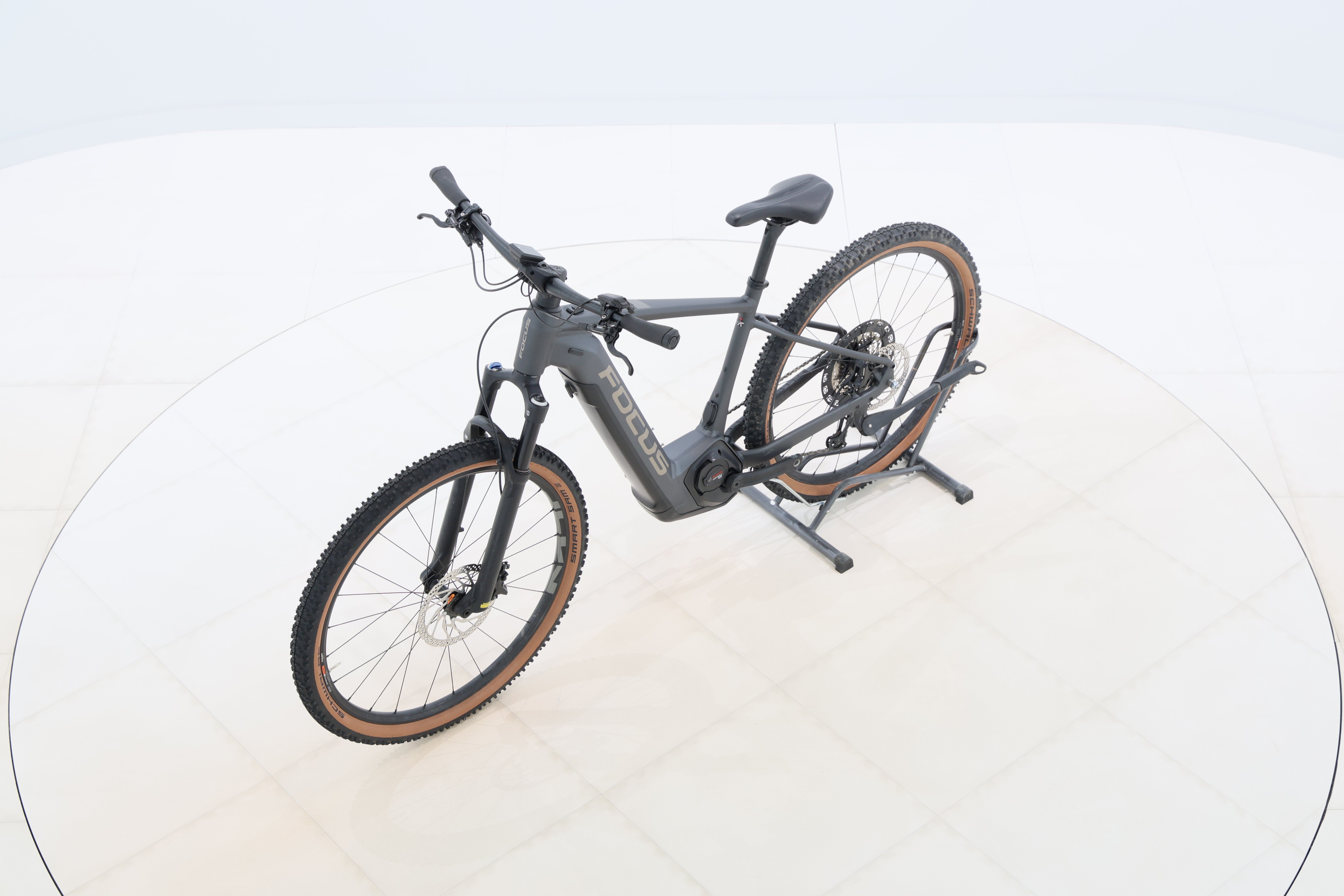 ec37371a-3c54-46dd-8910-db8781a47a37