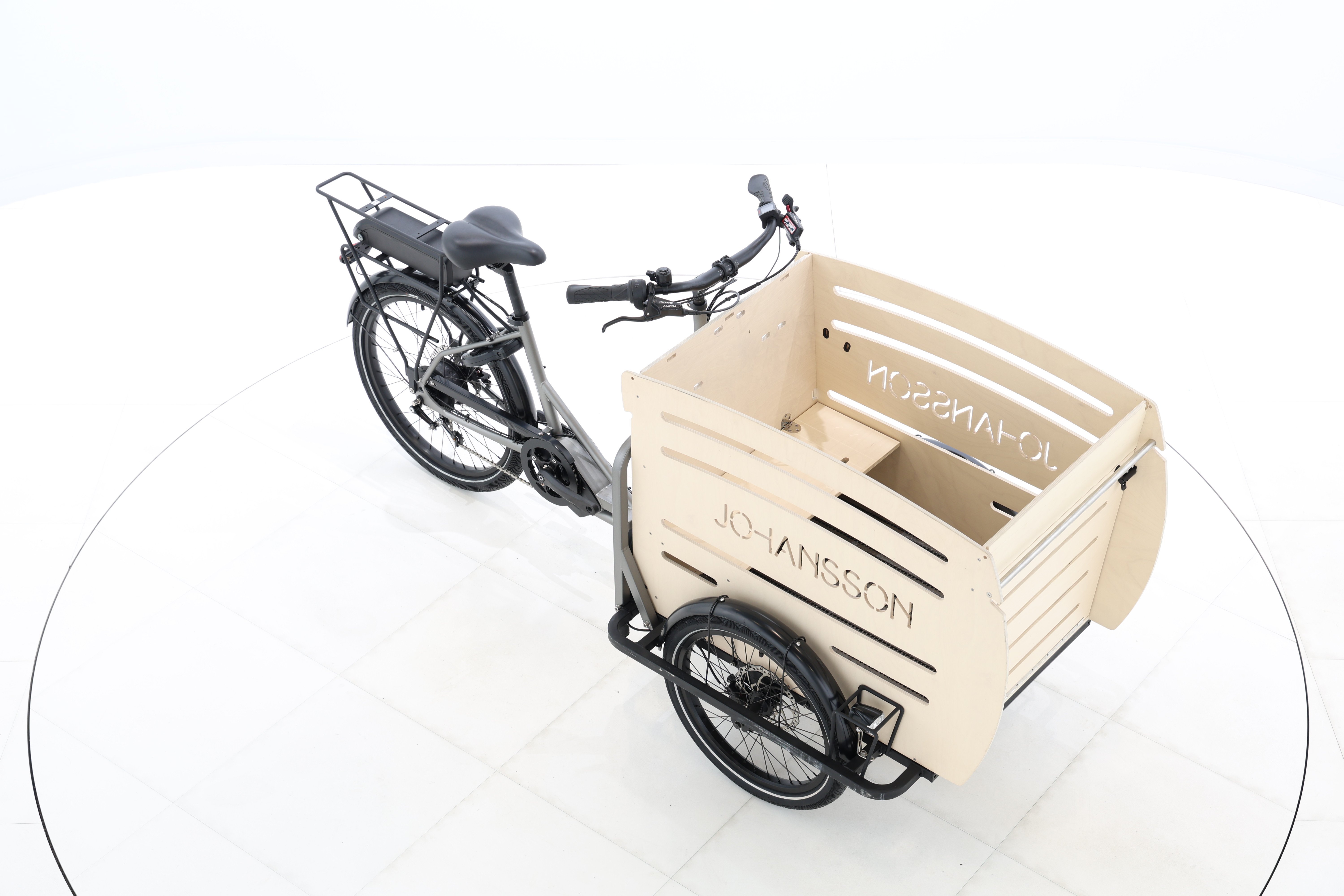 558cd037-7182-47ad-bbfb-0ecc99b87fdf