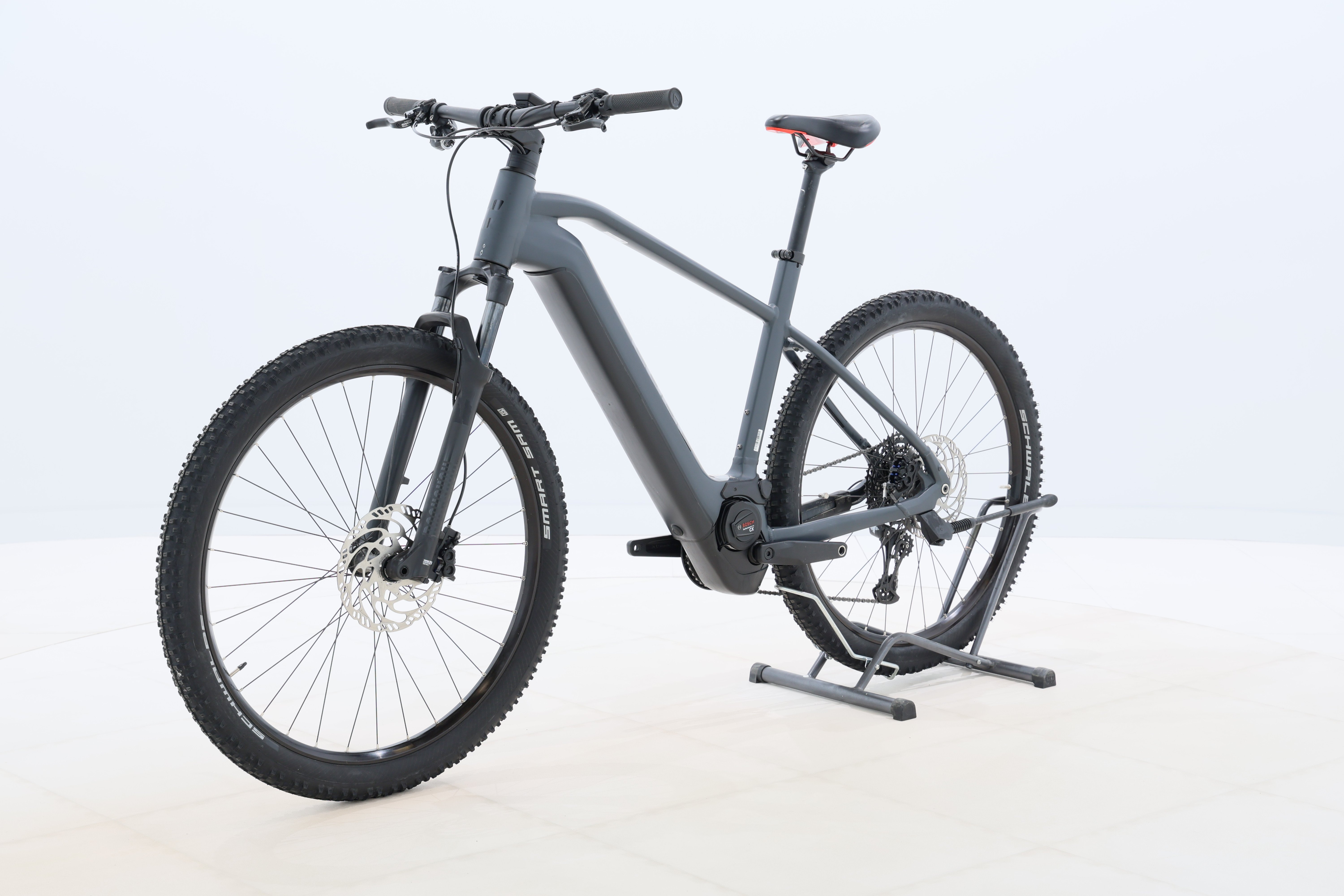 8ee196f2-5832-4e5b-83a1-773c5d04f487