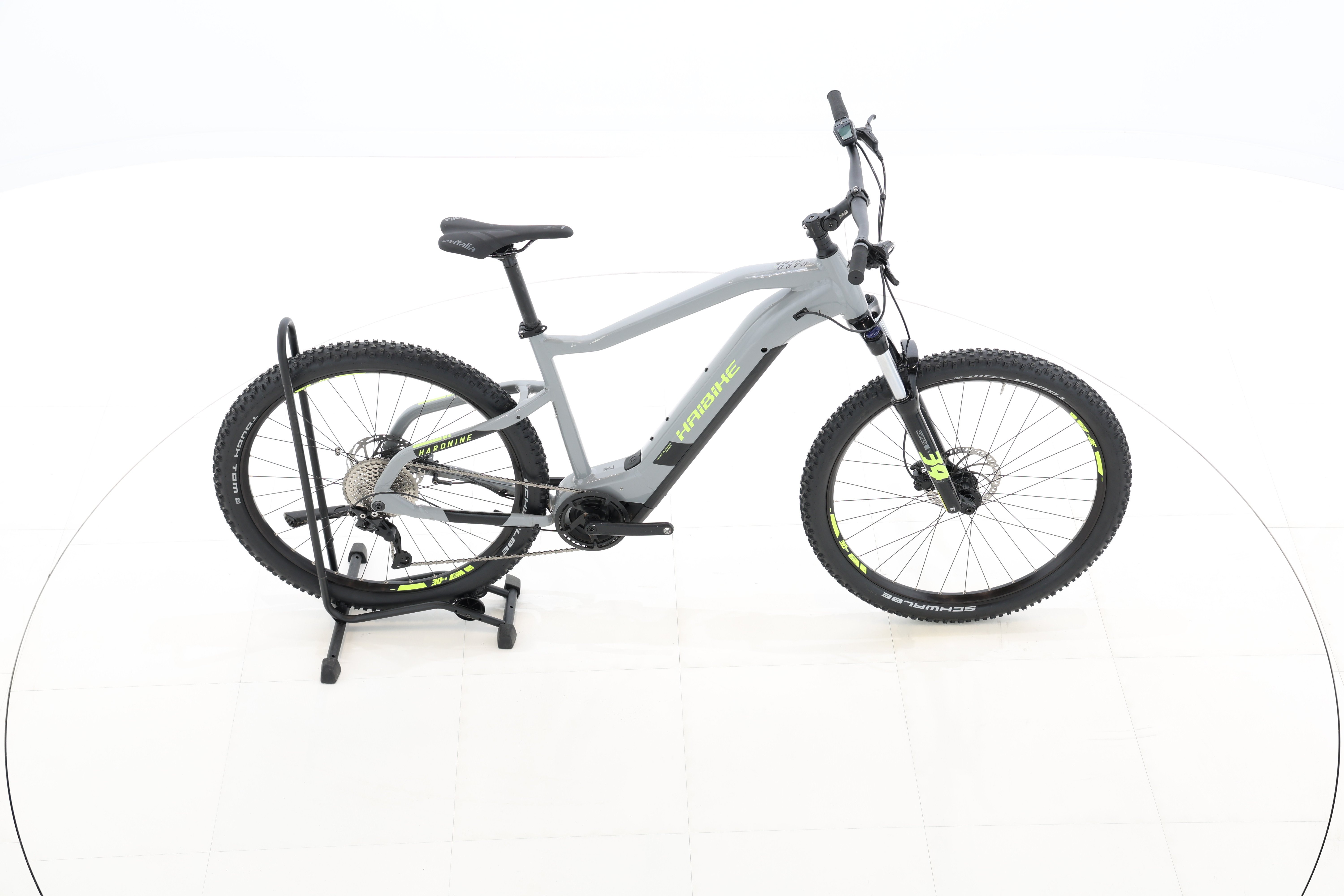 a77402ef-9272-4240-88c6-ba4844396fb2