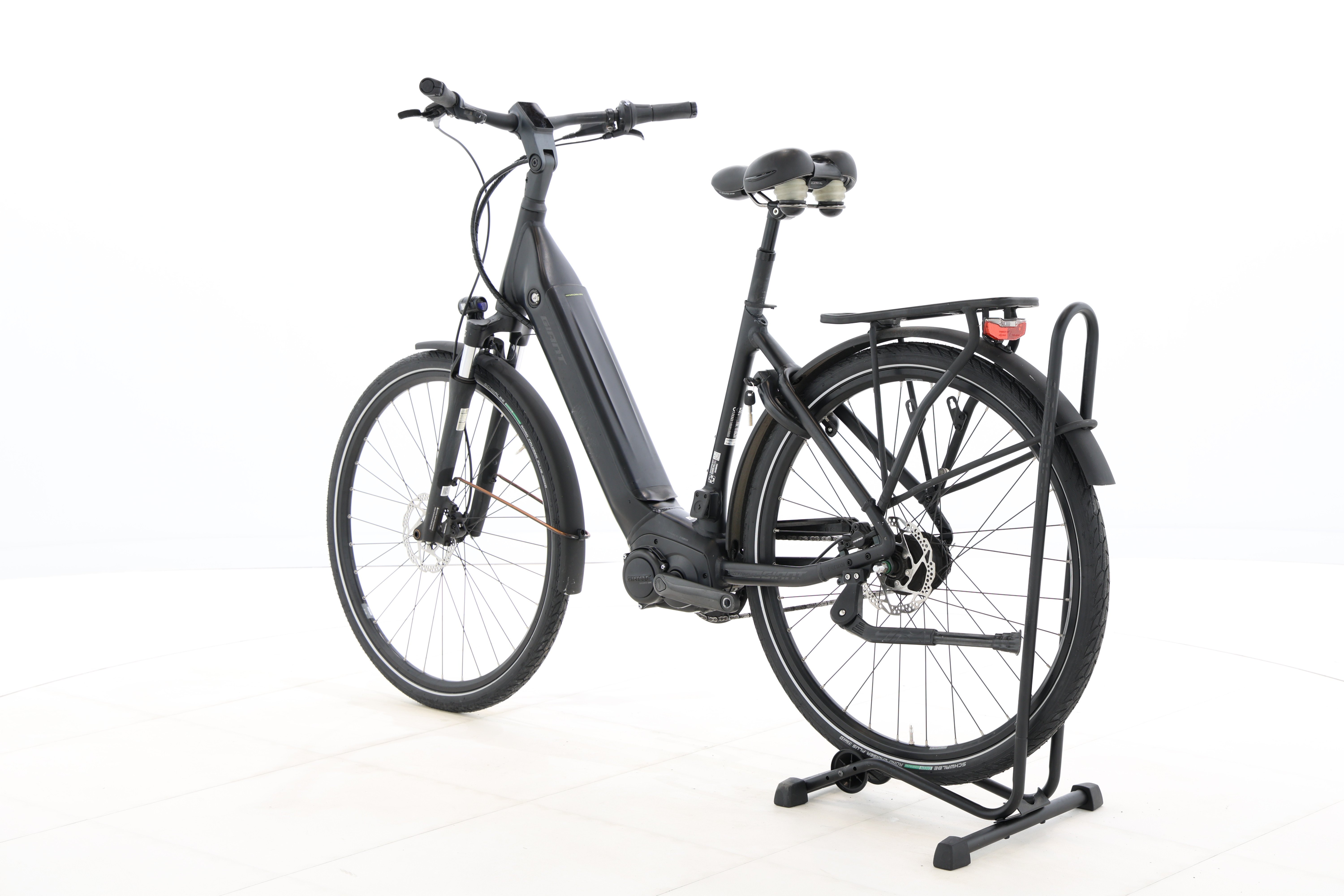 b847e2d1-9ad7-4978-a102-057fd51b594f