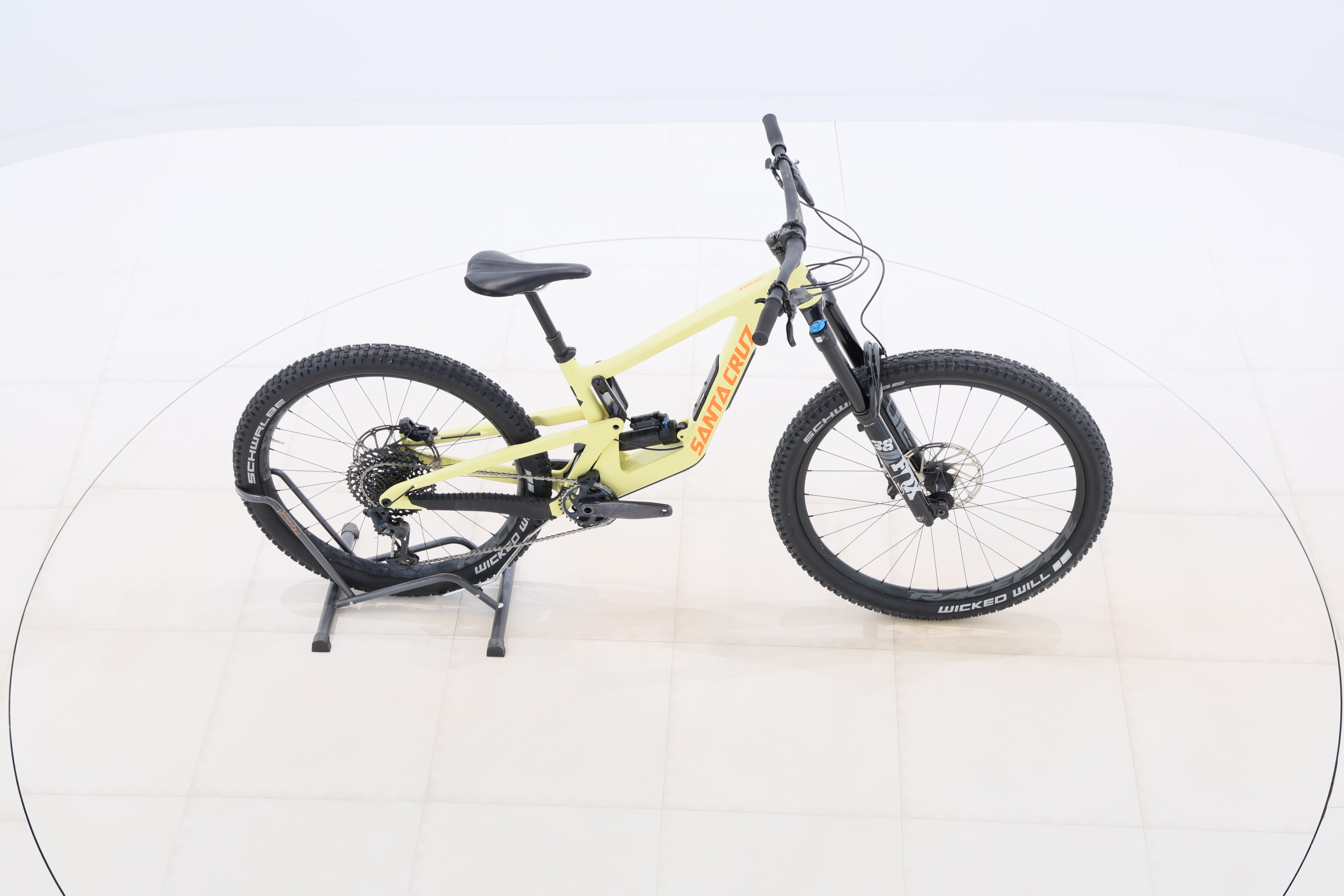 76ec0a8e-933b-4819-8846-045e43ff3f06