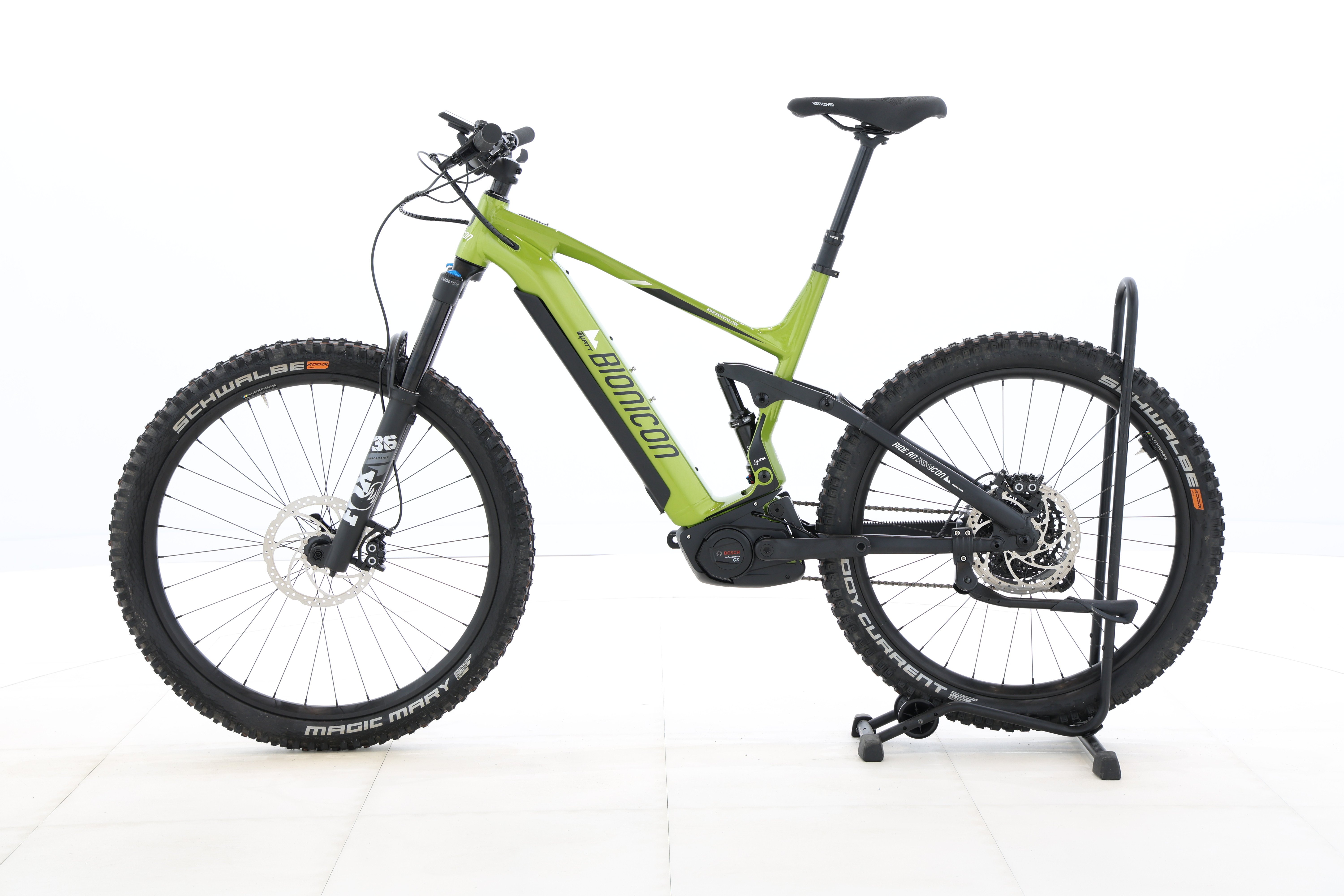 fc0c53e4-b801-45a9-b87e-6cb8d4325956