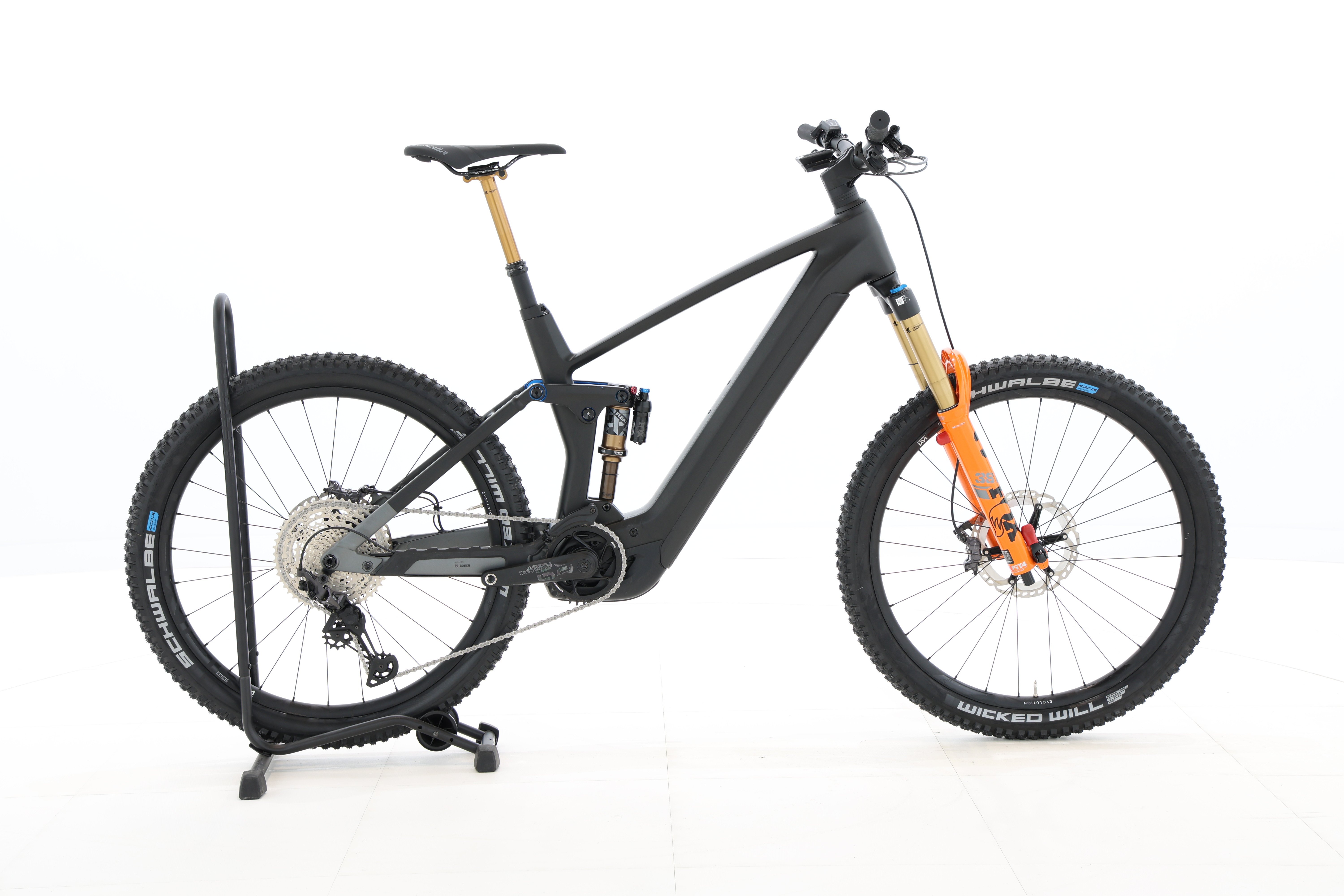 cfd04cc8-986e-430e-b1a7-7f8056e2e43f