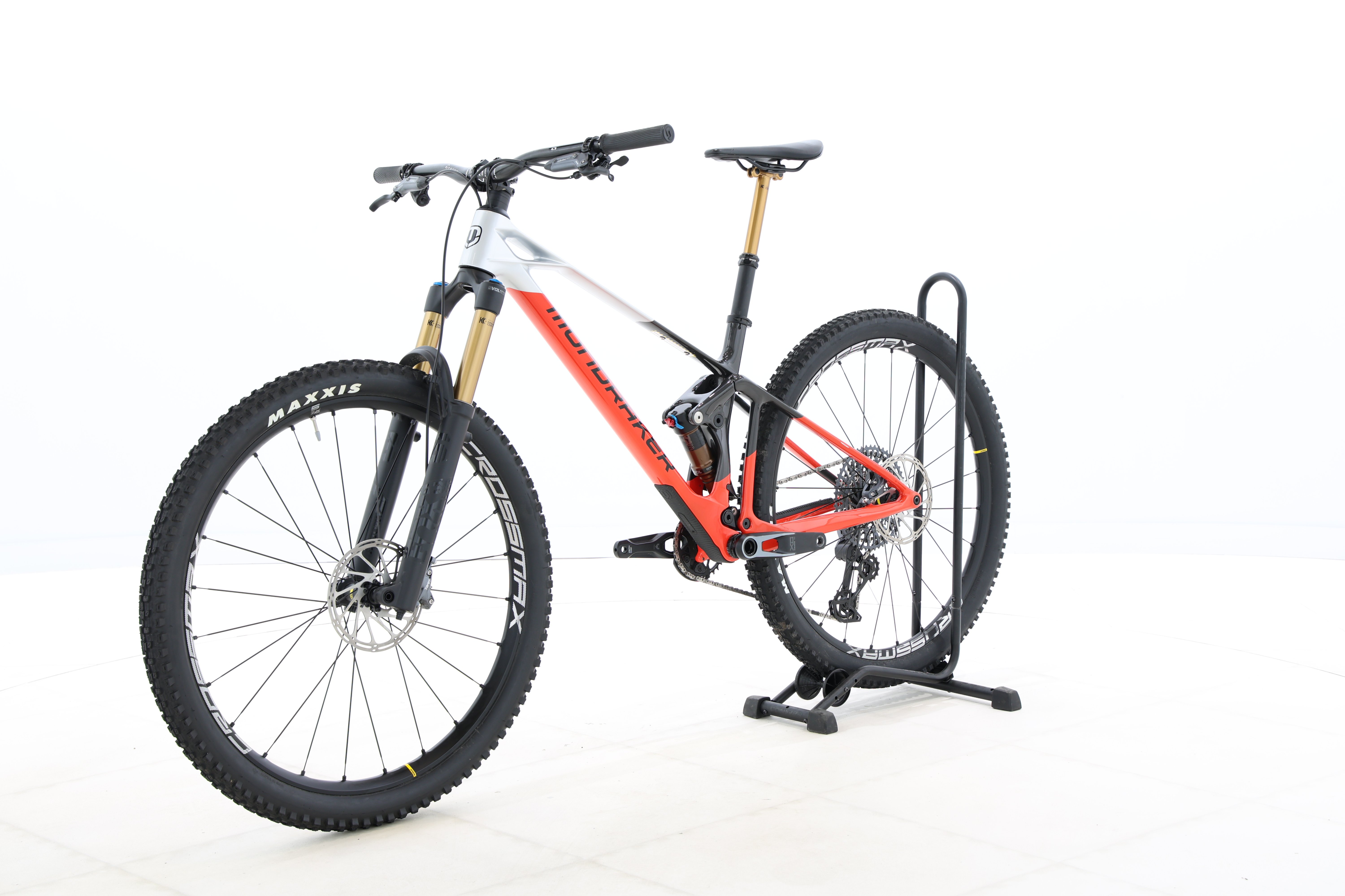 914a0e5f-f253-47ec-b532-3aa360567e07