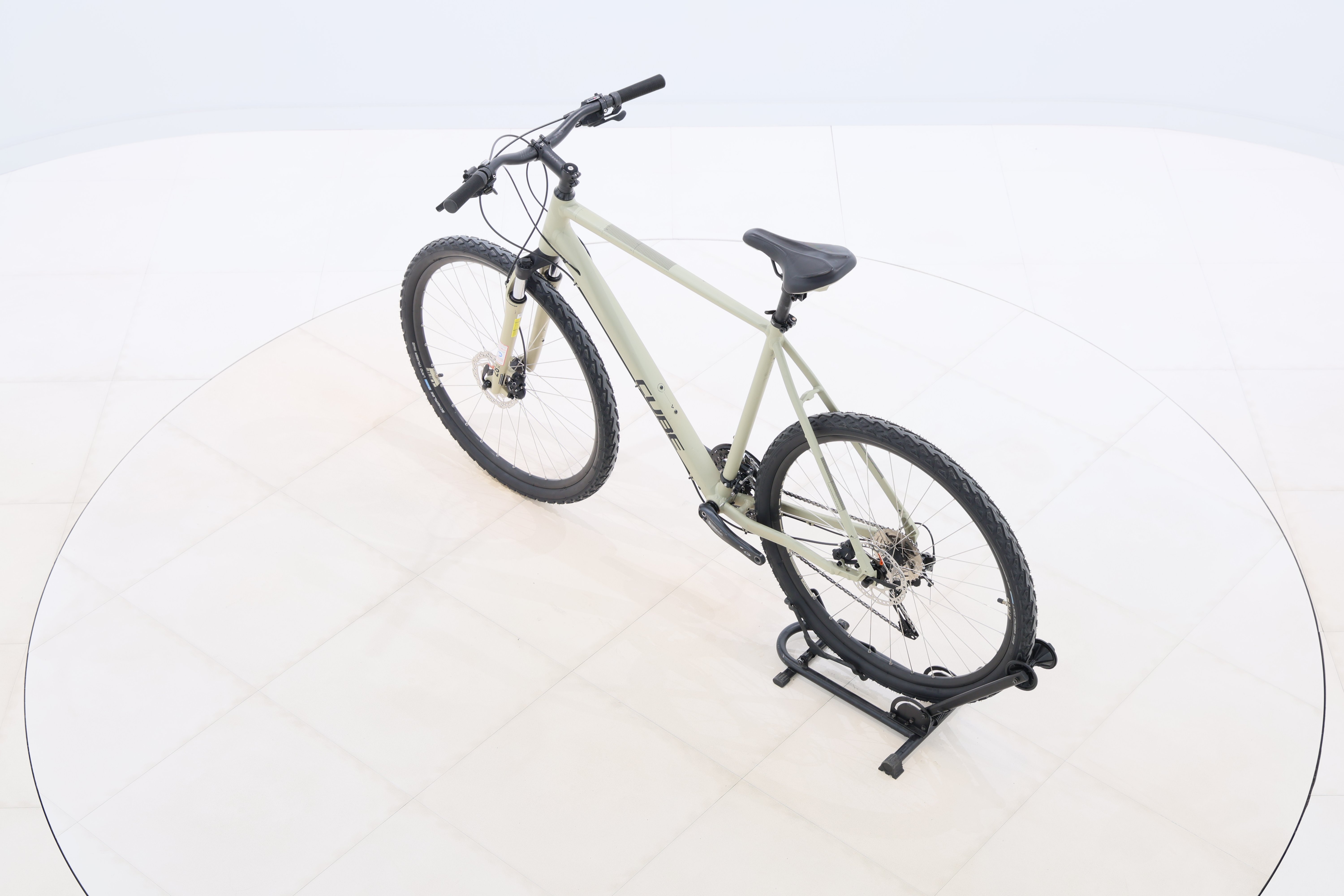 cb825453-093f-4c6d-a2d6-c8661c45084d