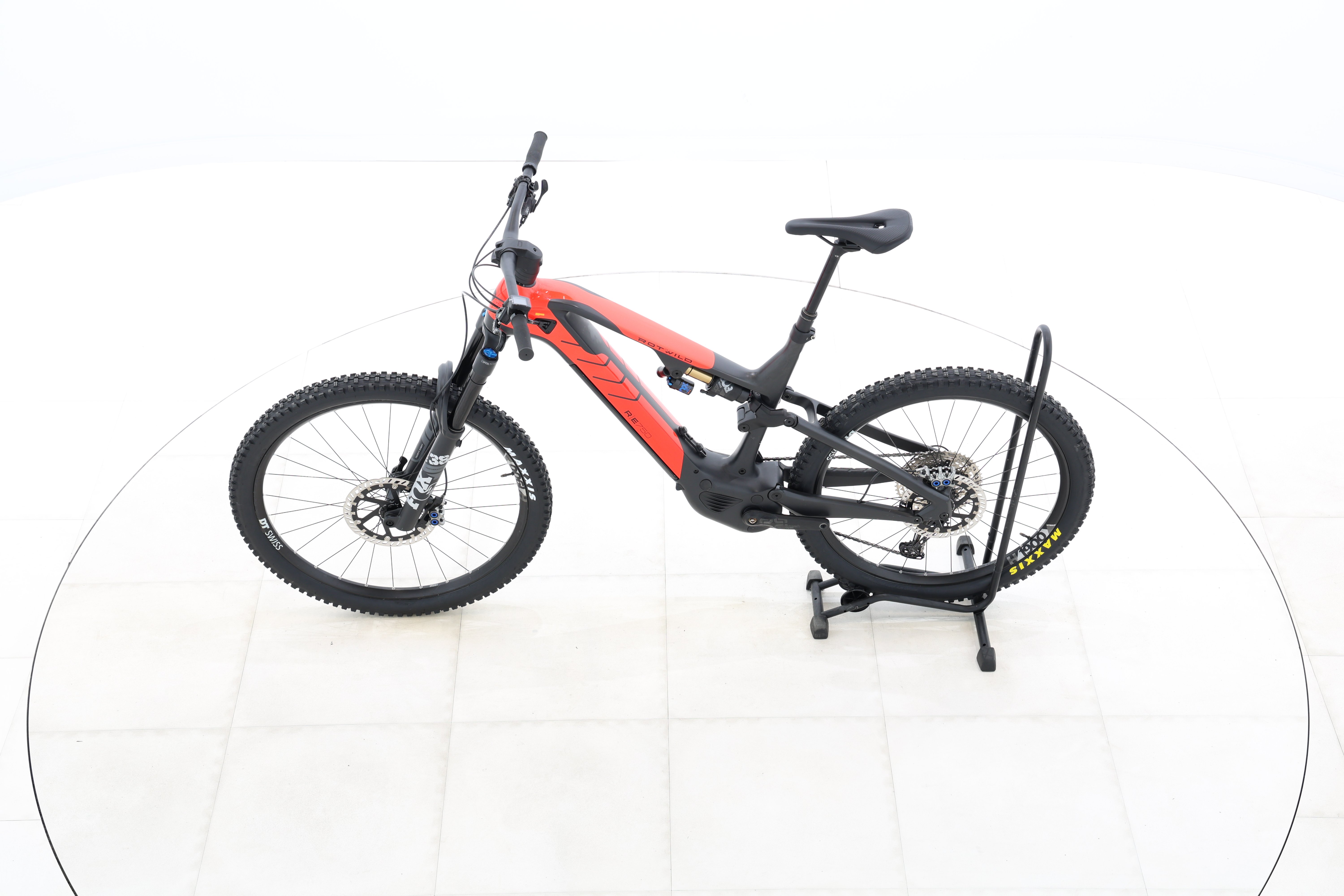 ae817a3d-b3dc-4002-9d64-635d3df0d37b