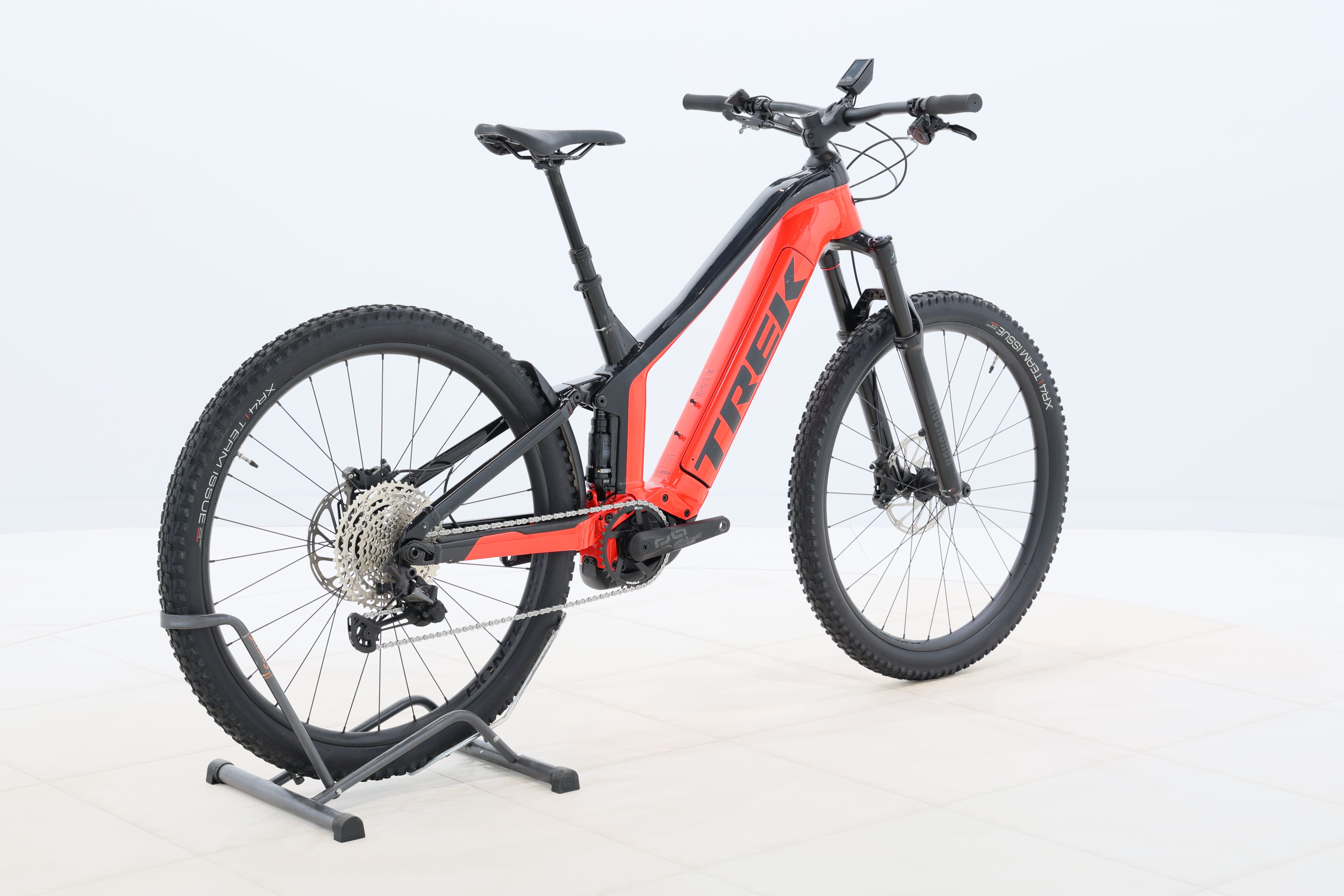 dc87d688-5832-438b-983e-c481176e8388