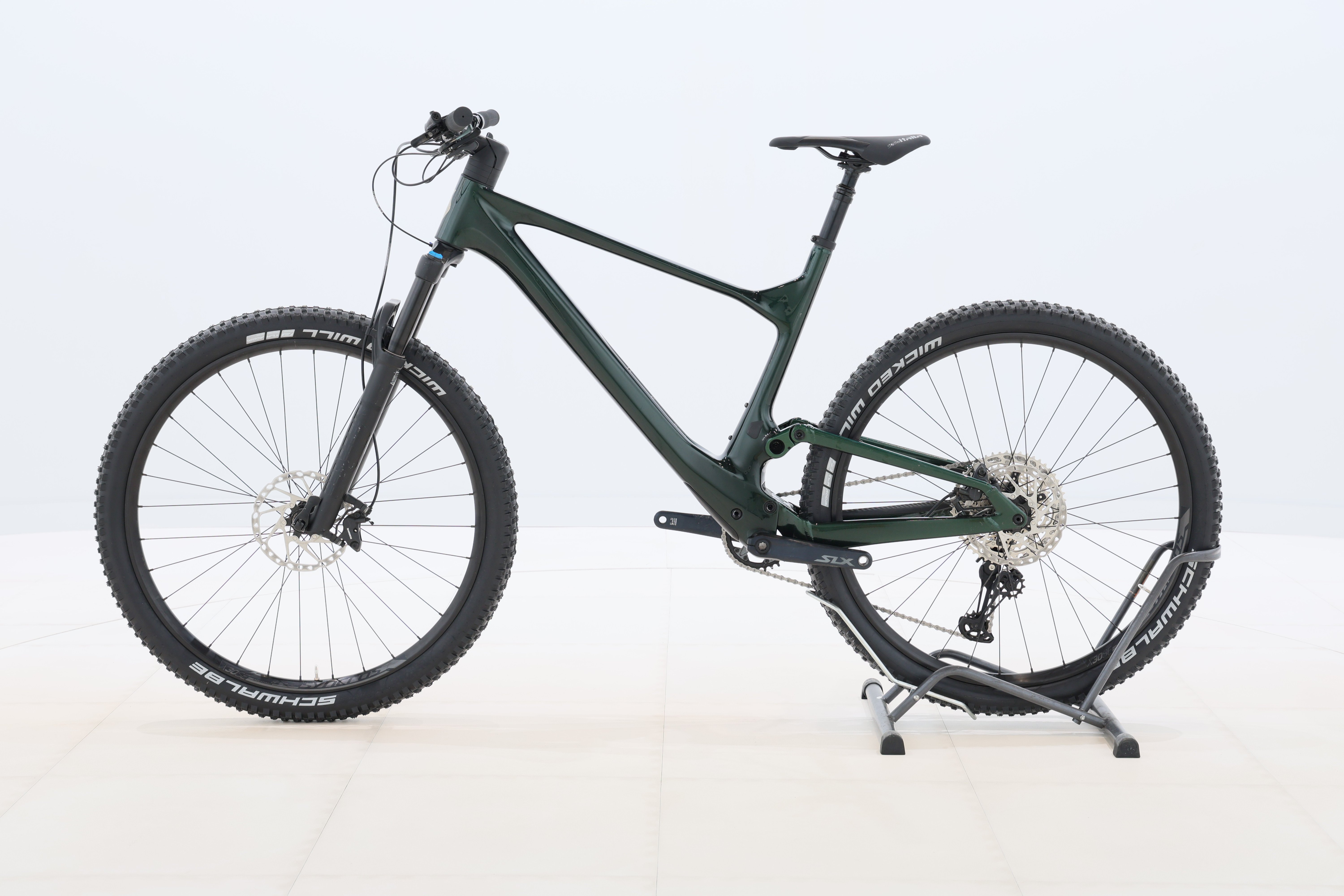 eed86b32-040e-402d-a42b-4f03ff3a8130