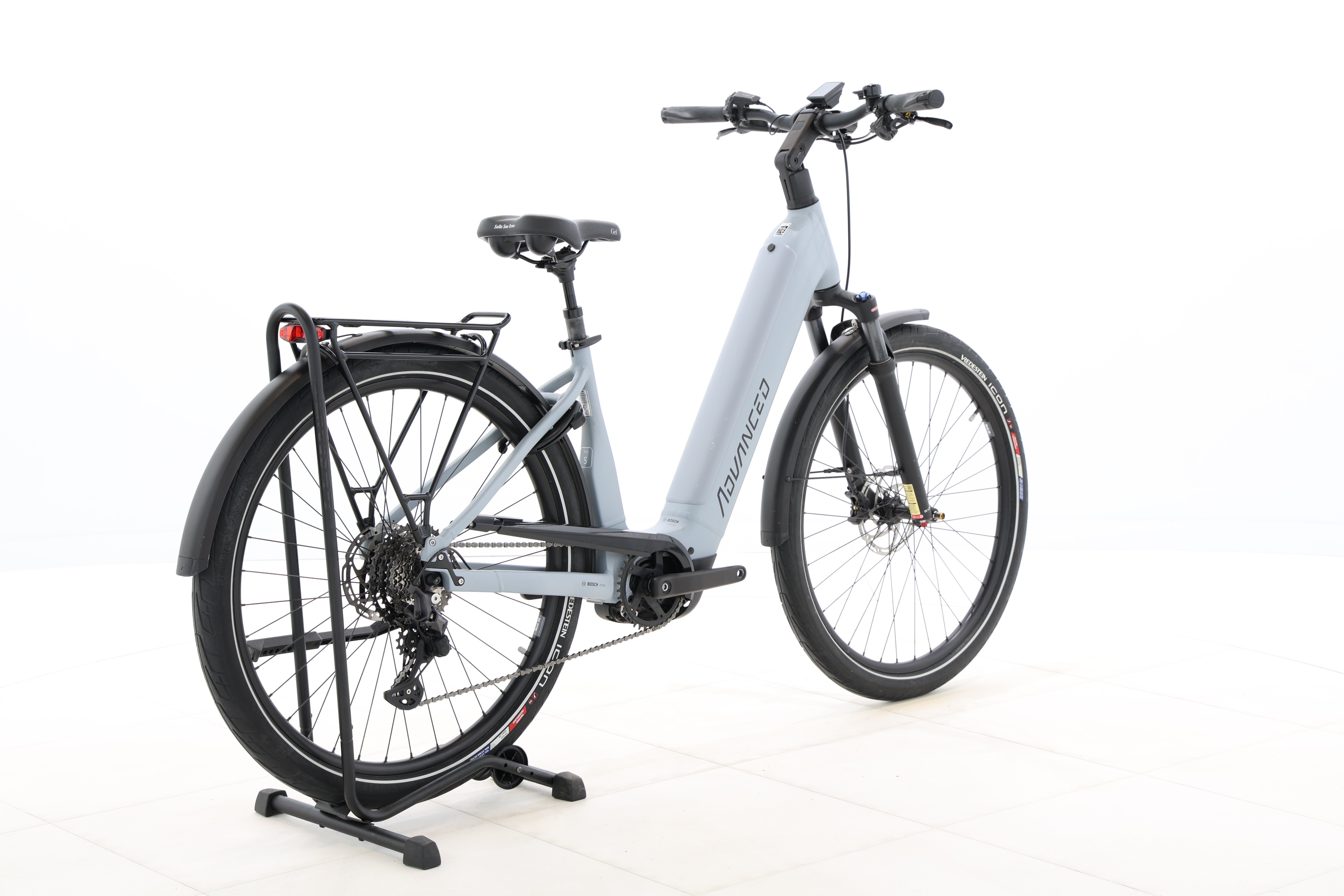 550e4b81-ec0a-48cc-819e-c723a74ae094