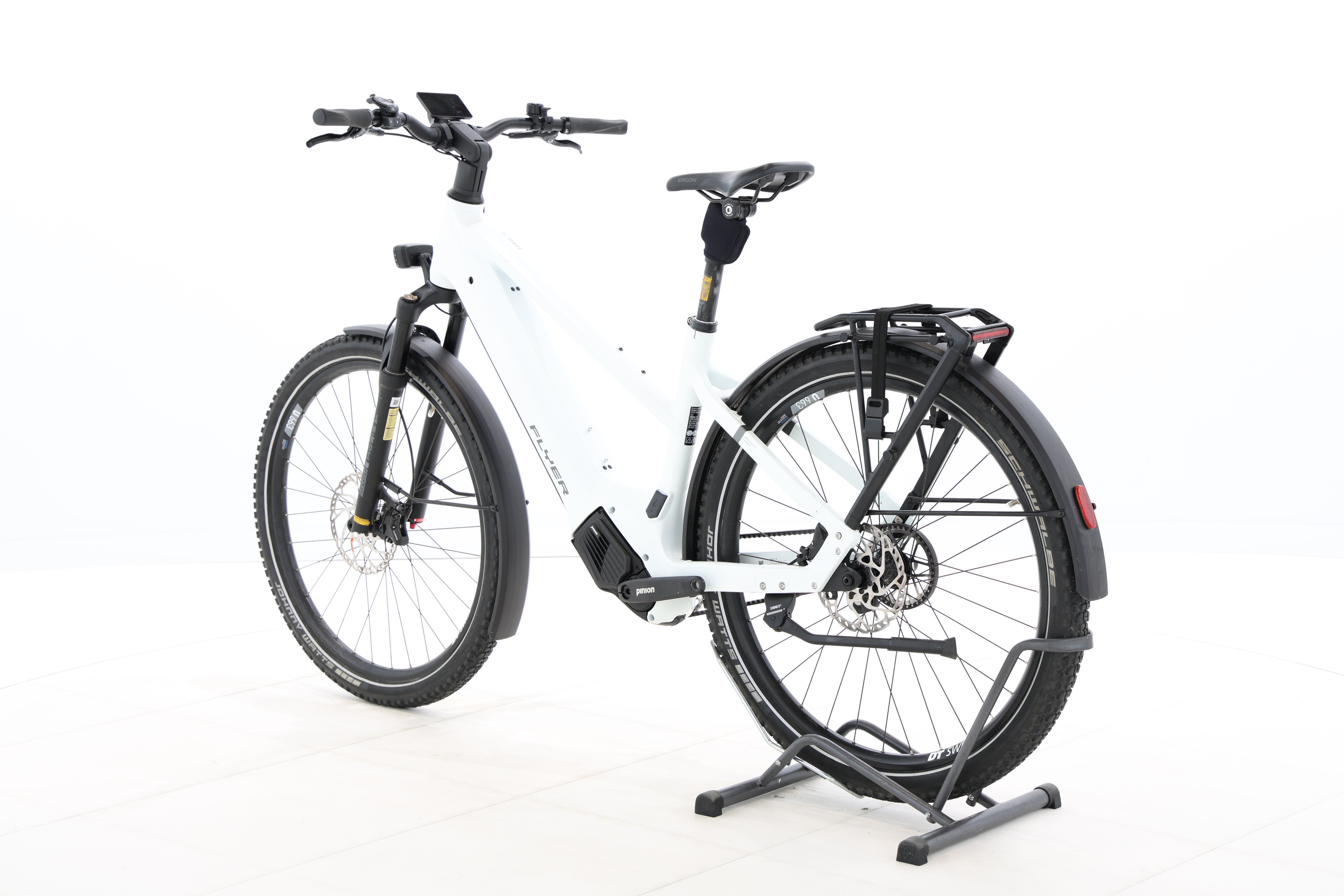 ee52c22e-e24f-4d4c-88fb-2a64e2411231