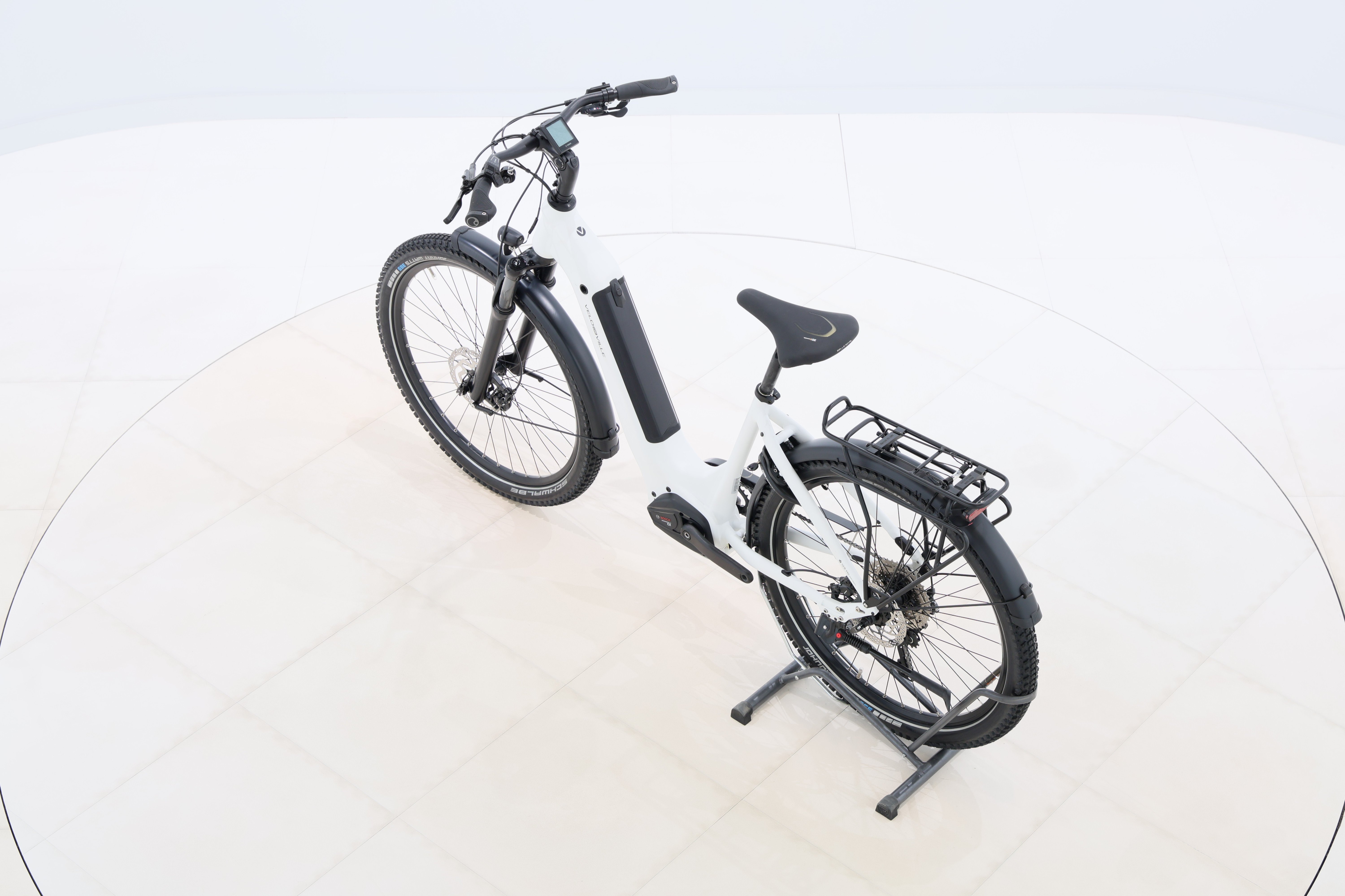 a096881b-3dc5-44e4-9a47-db69e92018e1