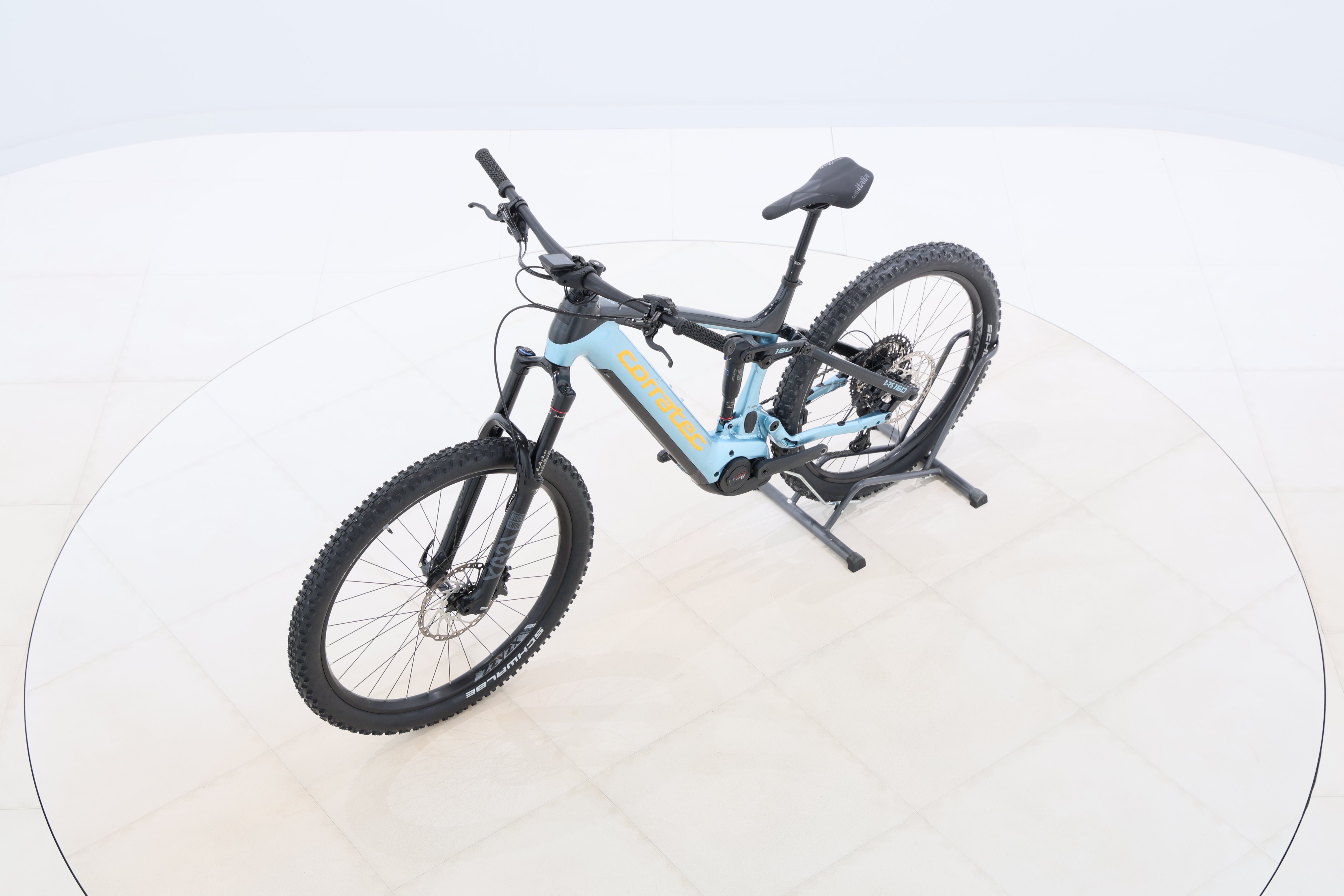 d8f9d111-b162-4f8d-b733-f9b89e37d200