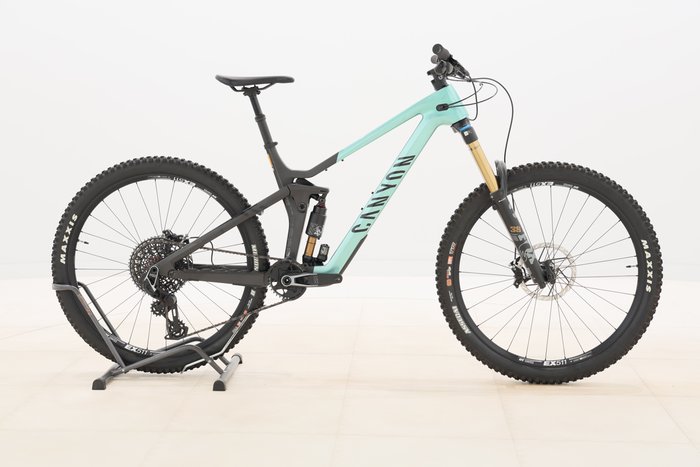Canyon STRIVE CFR 2024