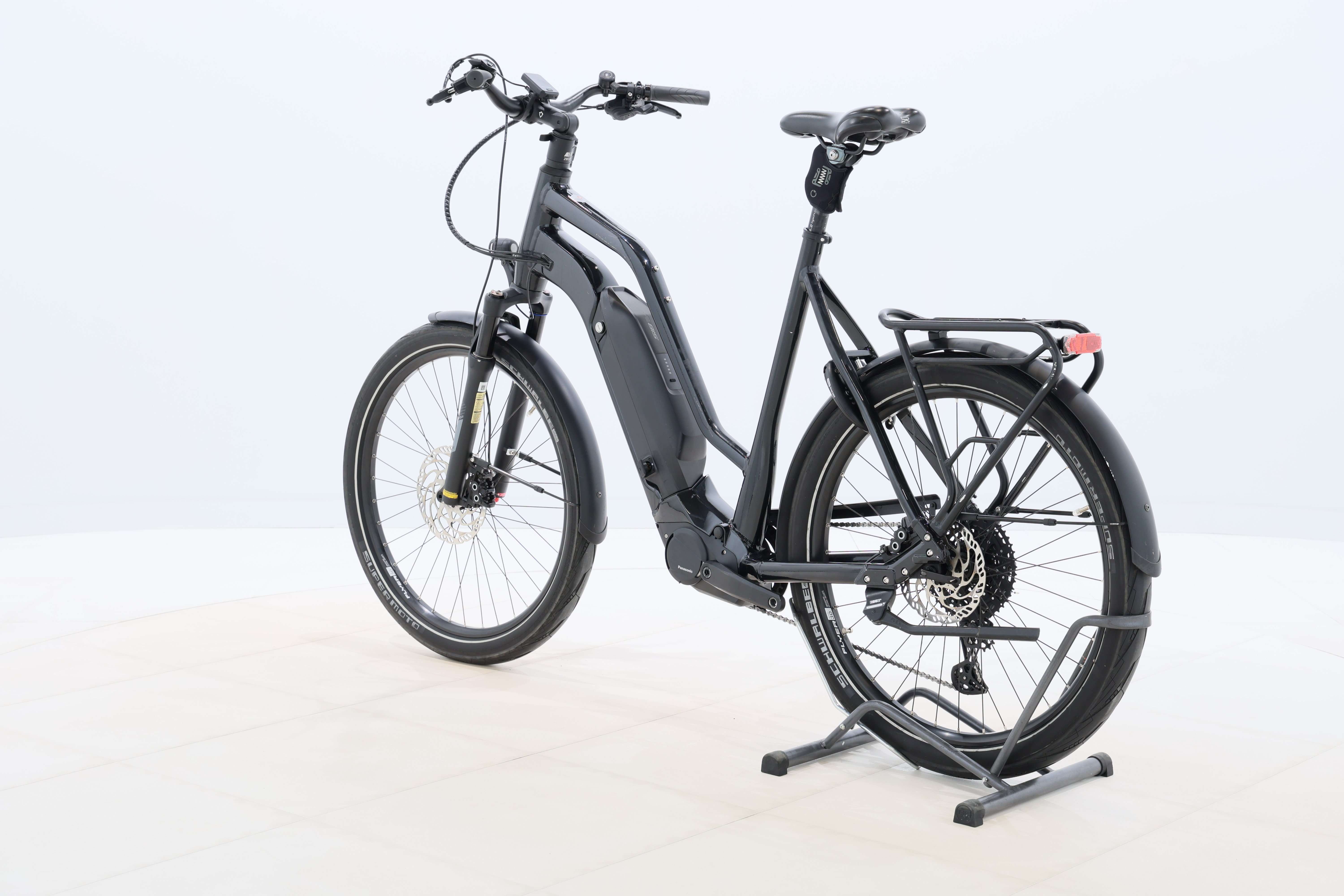 eb5b7469-8516-4d37-982d-52930cf1cc19